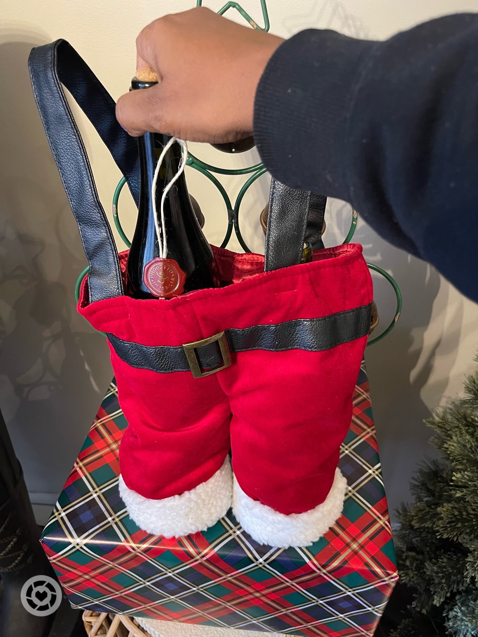 Makes a great host gift, with wine ofc 🍷

#LTKGiftGuide #LTKSeasonal #LTKHoliday