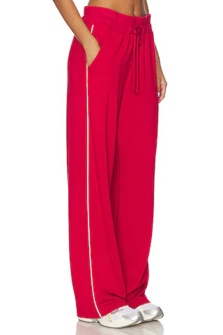 Warm Up Sweat Pant in Cinnamon & White | Revolve Clothing (Global)