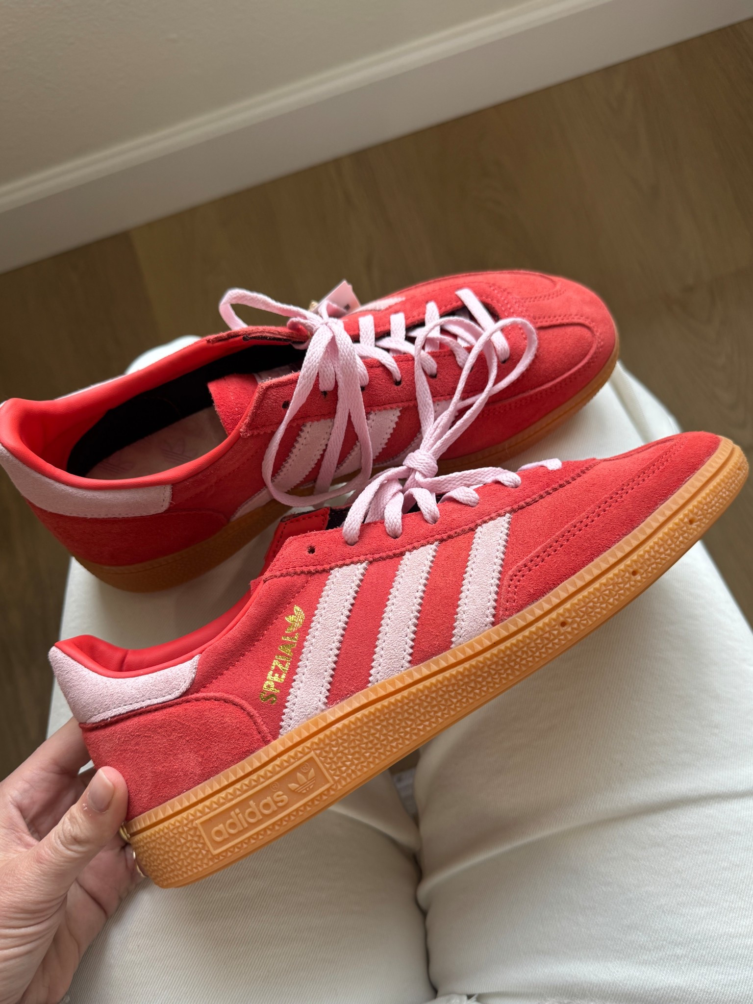 Obsessed with the color of these Adidas! Use LTK30 for 30% off!

#LTKHome #LTKSaleAlert