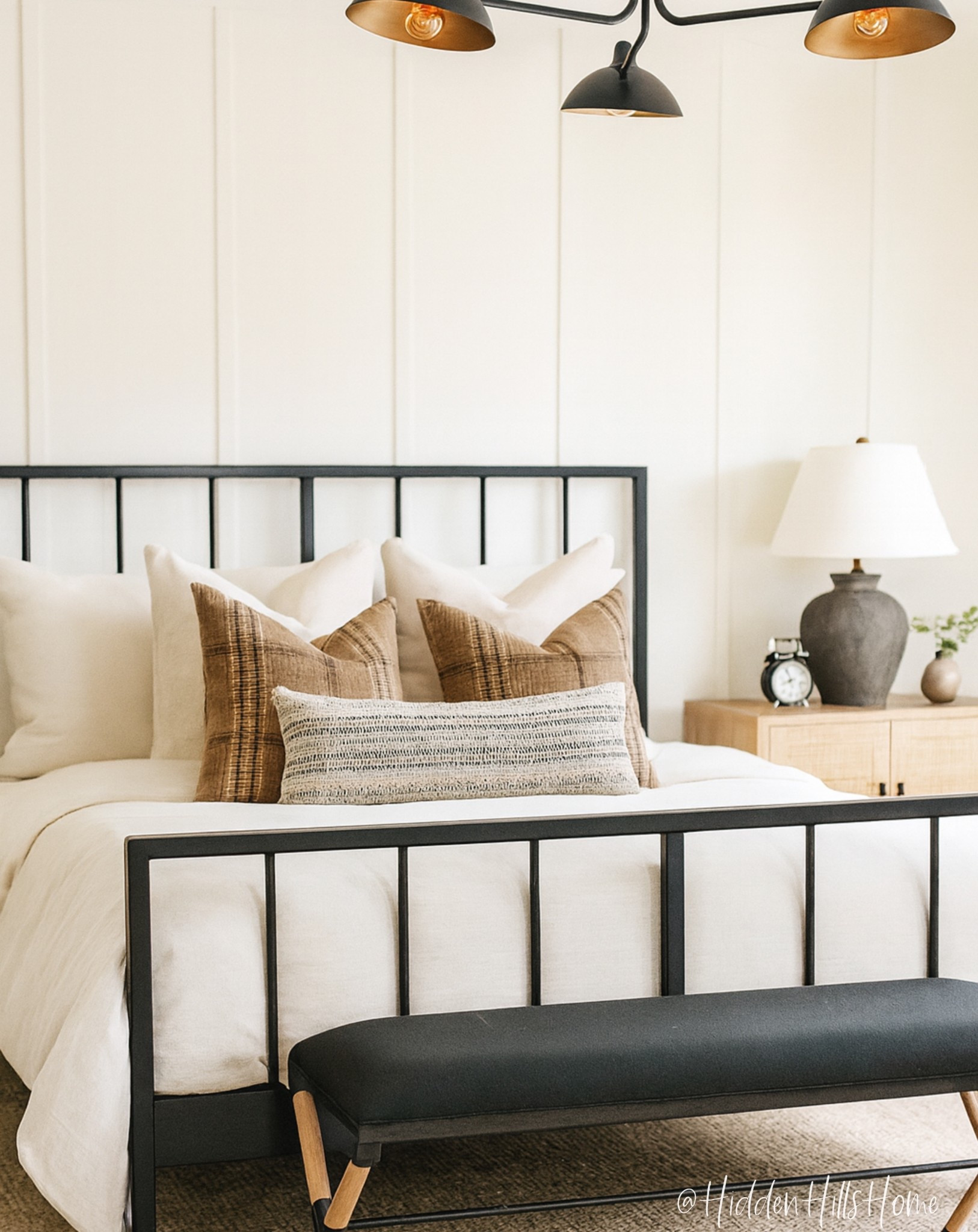 Modern transitional boys bedroom mood board, teen boys room inspo, teen bedroom ideas #boys


#LTKKids #LTKSaleAlert #LTKHome