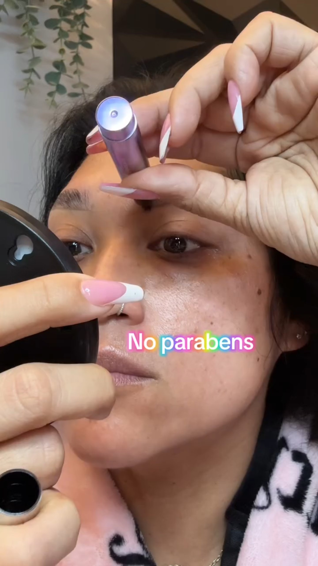 What kind of brow pen do you use? 
#unicos #unicosbeauty #browbrush #makeuptools #microdetails #laminatedbrush #soapbrush #wearerocky_ #mayearnrockydollars @unicosbeauty @wearerocky_ #MayEarnRockyDollars