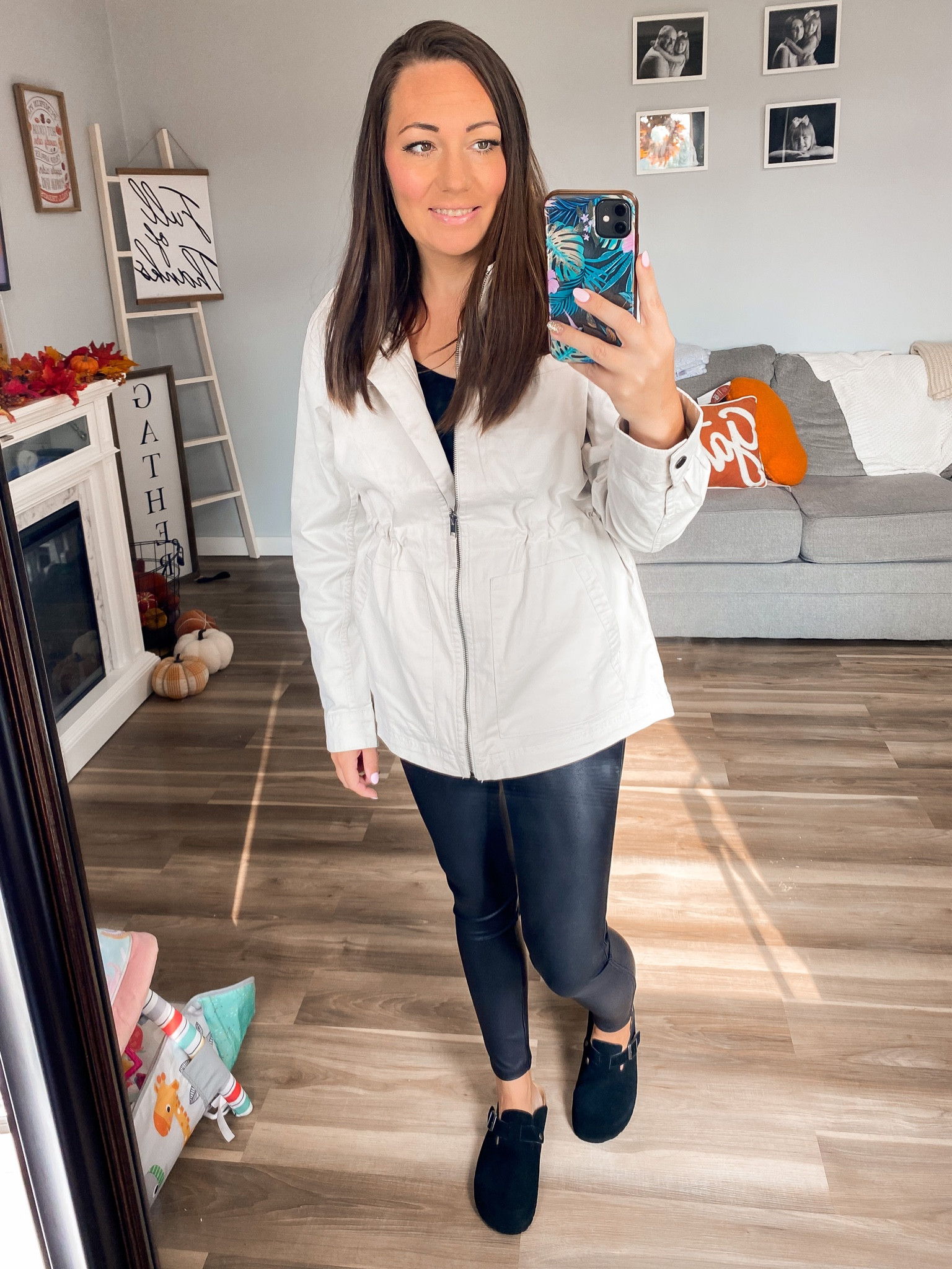 This field jacket is on sale under $20. It comes in other colors as well. I’m wearing a size medium. Runs true to size. I love this color for fall. 

#LTKsalealert #LTKSeasonal #LTKstyletip