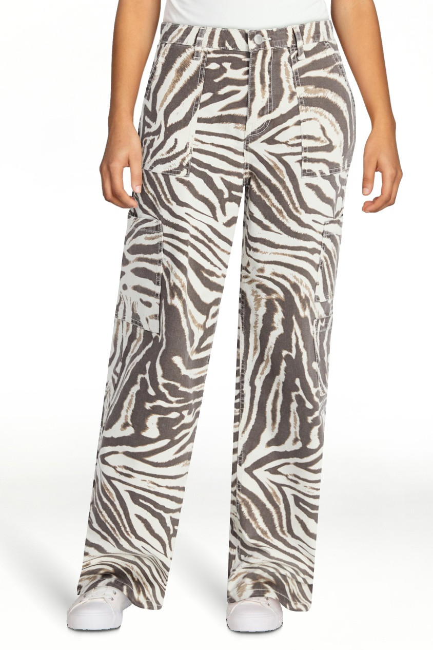 No Boundaries Women's Wide Leg Cargo Pants, 31.5" Inseam, Sizes XXS-4X | Walmart (US)