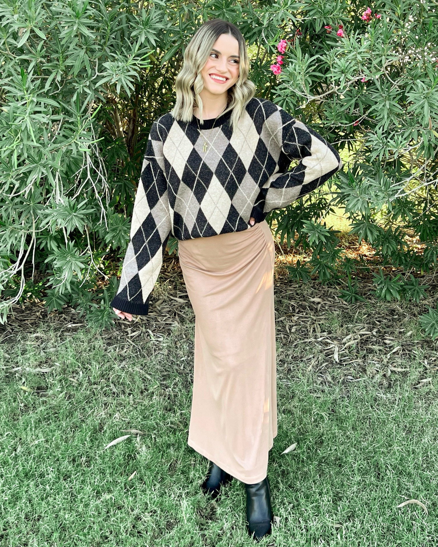 winter outfit 🖤
sweater: size medium
skirt: size small
boots: size 7

#LTKStyleTip #LTKFindsUnder50 #LTKSeasonal