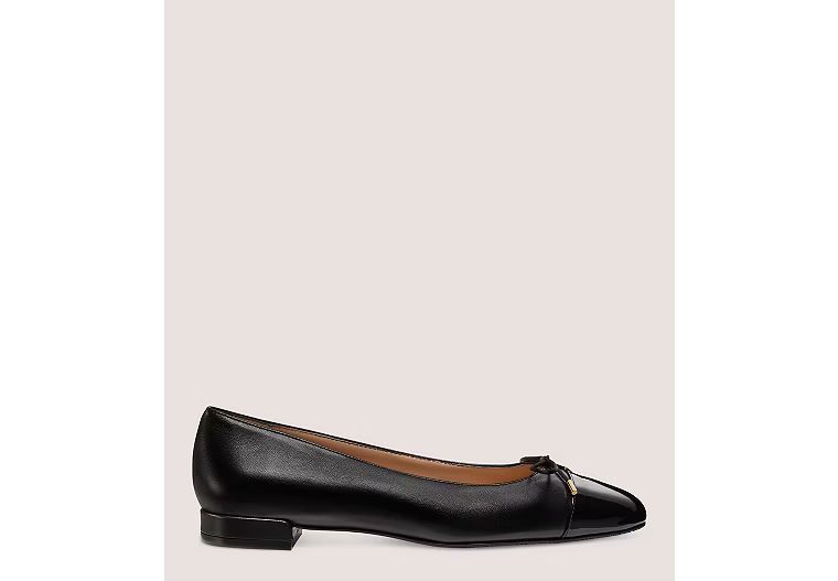 SLEEK BOW FLAT | Stuart Weitzman (US)