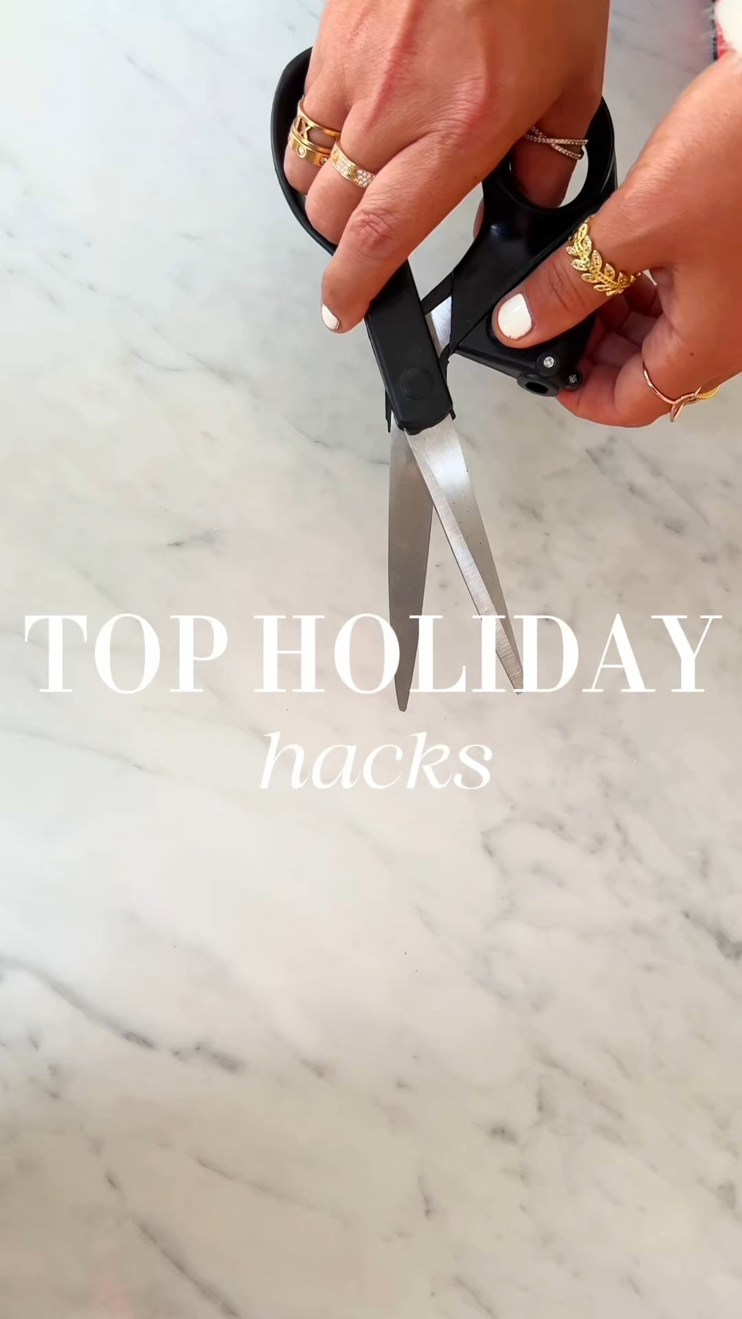 🎁✨ Holiday wrapping just got easier! These little gadgets keep all my wrapping paper, tape, and bows organized so gift wrapping feels way less chaotic.