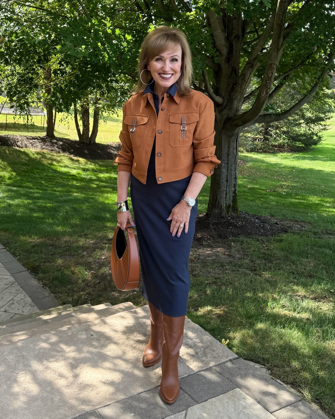 I just can’t get enough of this rusty brown/navy color combo. I intentionally kept this look a little “matchy-matchy” because I didn’t want to distract from the elegance and simplicity of the color combination. 

#LTKStyleTip #LTKOver40 #LTKSeasonal