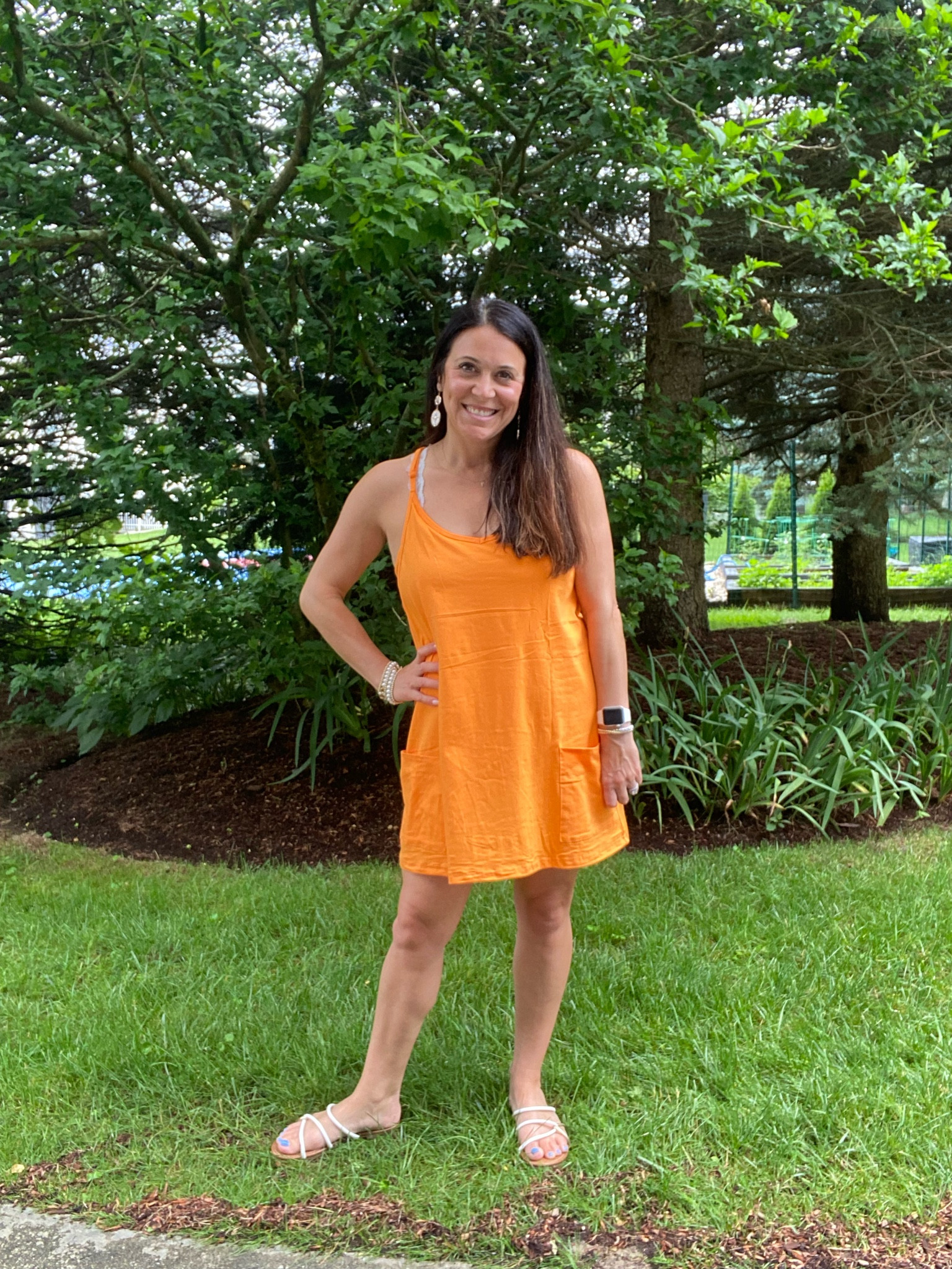 Happy Thursday friends! I’m finally back & can’t wait for the upcoming long holiday weekend!! Go RUN & get this dress. Tons of colors, runs tts & SO comfy! My only regret is I didn’t get a second color. Head to my stories for more deets!


#LTKFind #LTKunder50 #LTKSeasonal