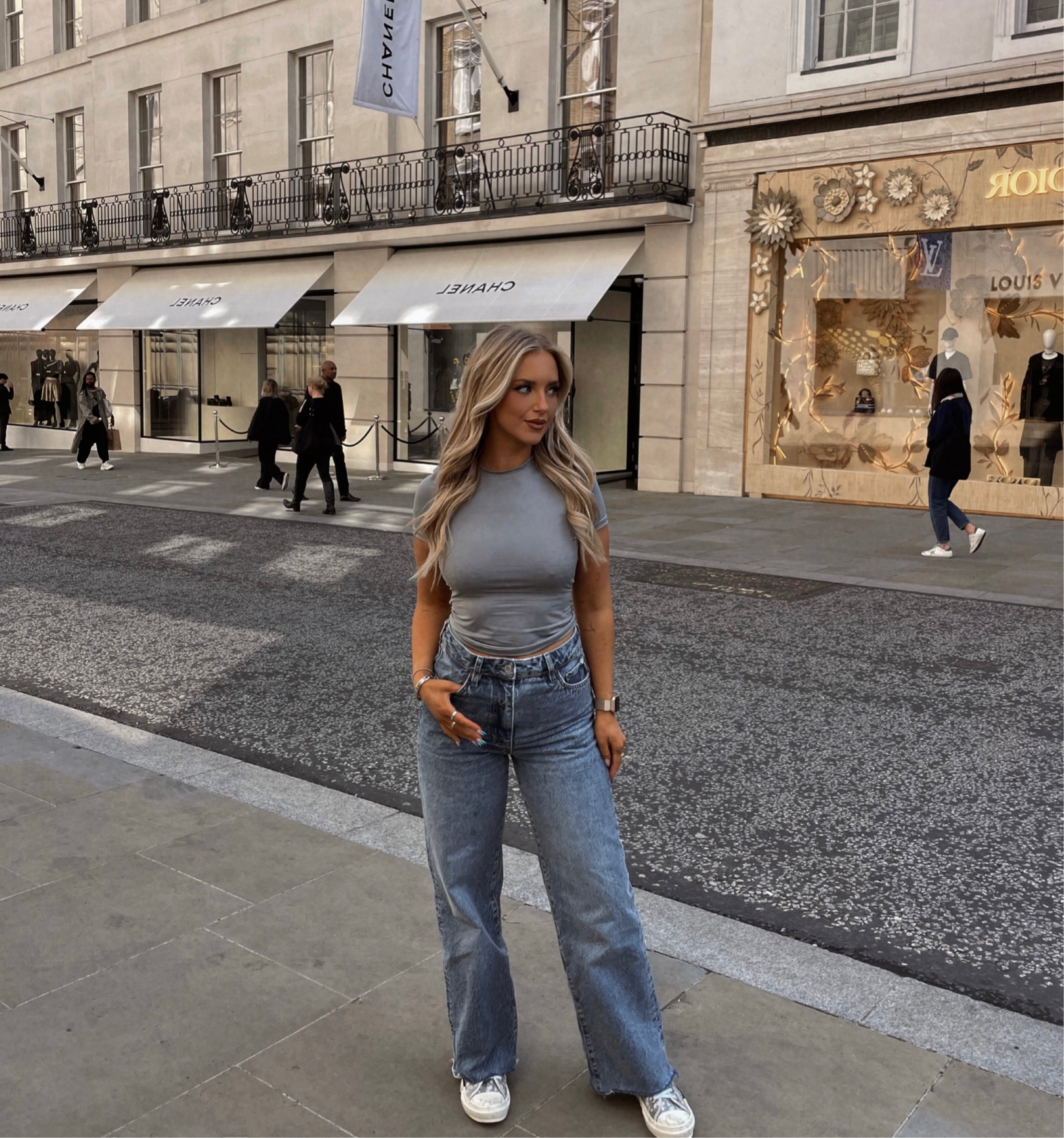 Basic haul skims dupe and jeans 


#LTKunder50 #LTKfit #LTKstyletip