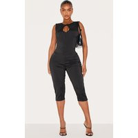 Shape Black Stretch Woven Pintuck Capri Pants | PrettyLittleThing US