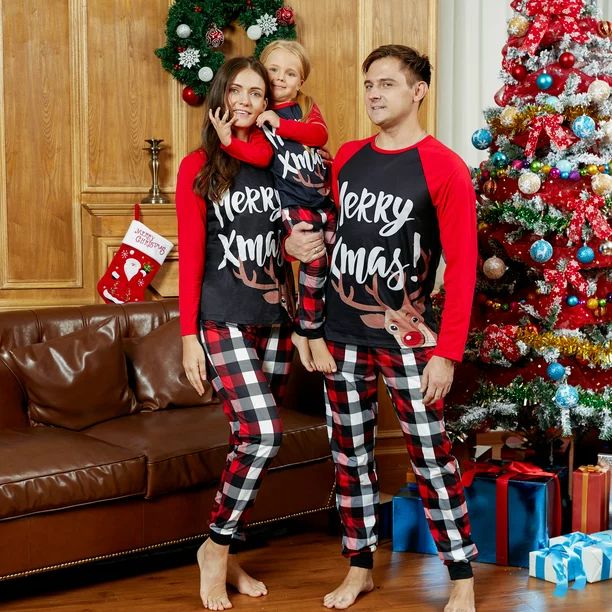 PatPat Mosaic Family Matching Reindeer Merry Christmas Pajamas,2-piece,Unisex - Walmart.com | Walmart (US)