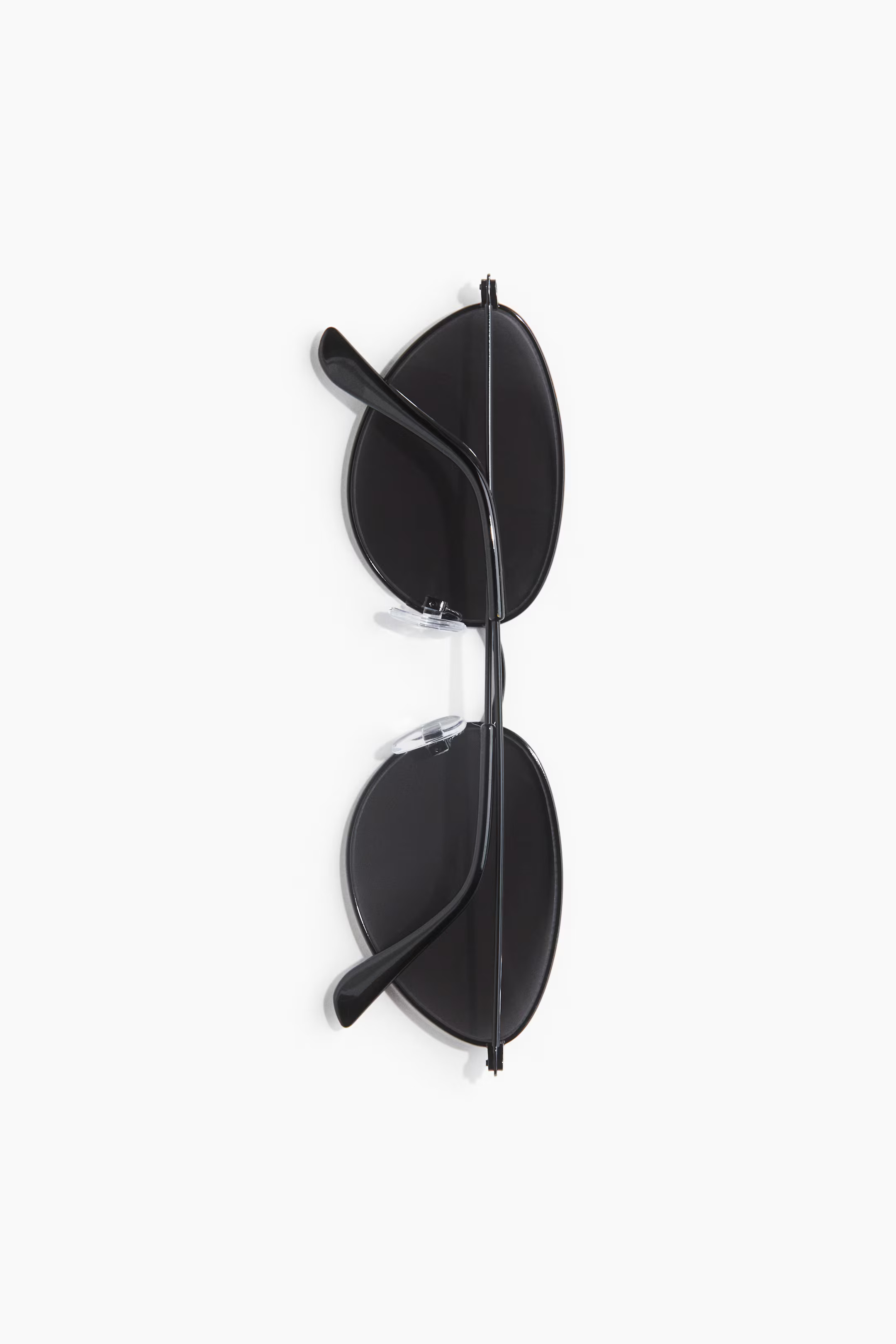 Cat-eye sunglasses | H&M (UK, MY, IN, SG, PH, TW, HK)