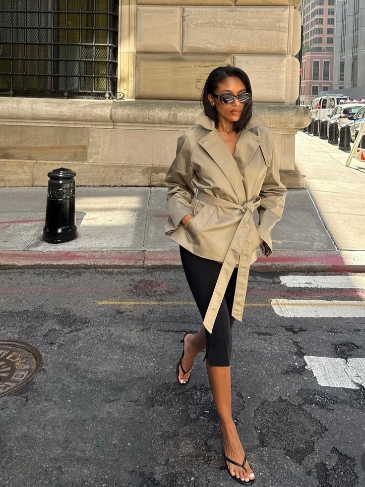 Trench cropped jacket
Black Capri pats
Black tongue sansal 

#LTKPetite #LTKBeauty #LTKNYFW
