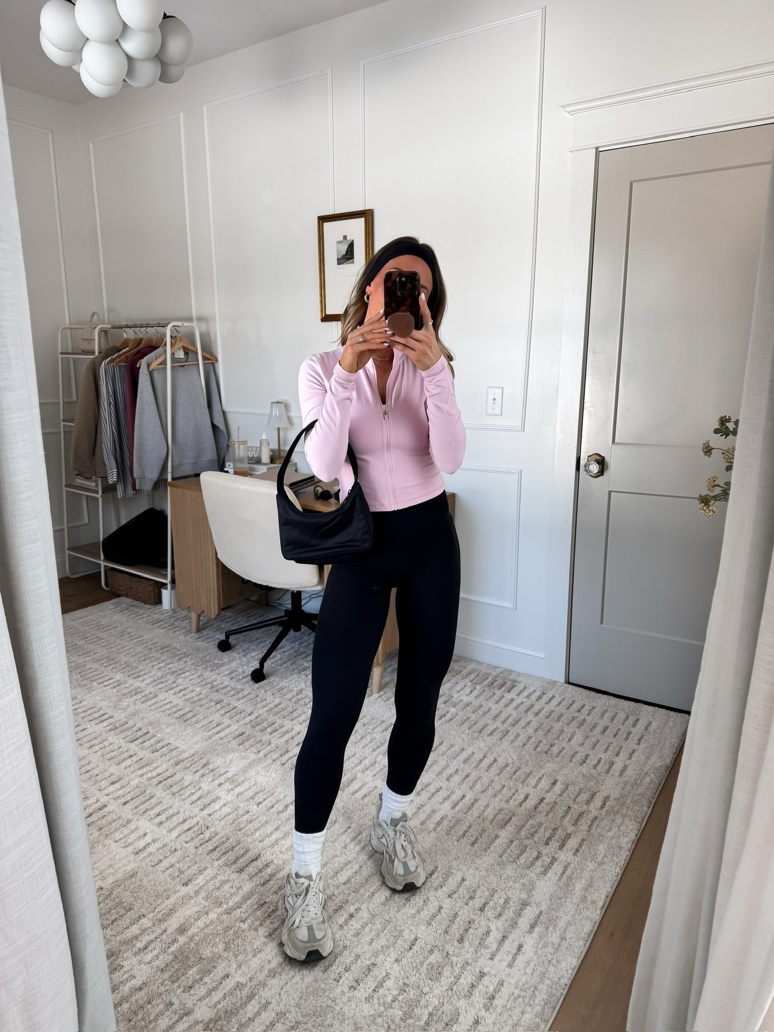 Aritzia Activewear Spring 2025 🫶🏻 

XS in the bra, small in the top - color is Cupid pink & size 4 in the leggings! 

#LTKMostLoved #LTKActive #LTKSeasonal