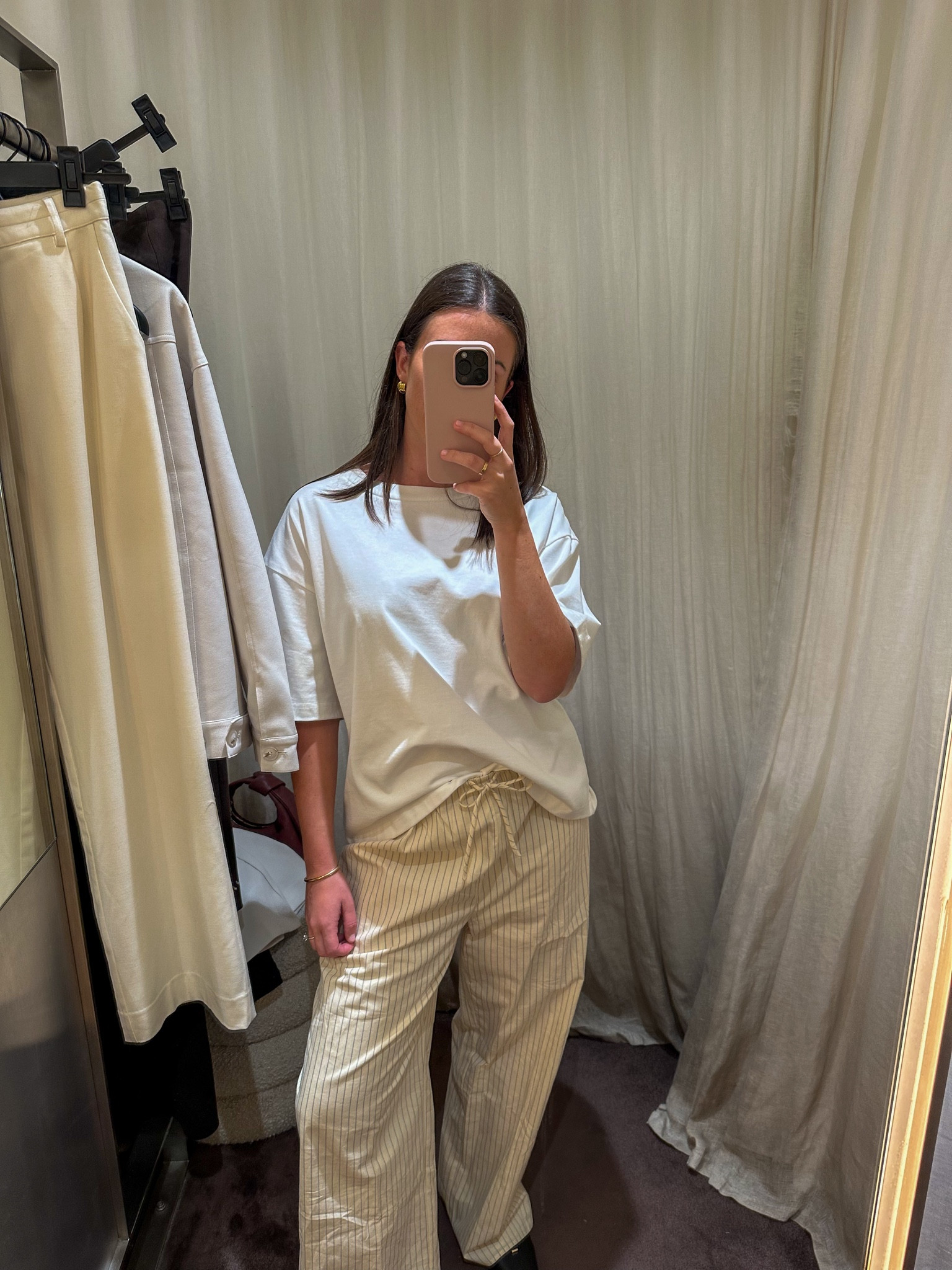 Wearing a M in the top for more of an oversized look. Pants a size 8 🫶🏼

#LTKmodest #LTKspring #LTKaustralia