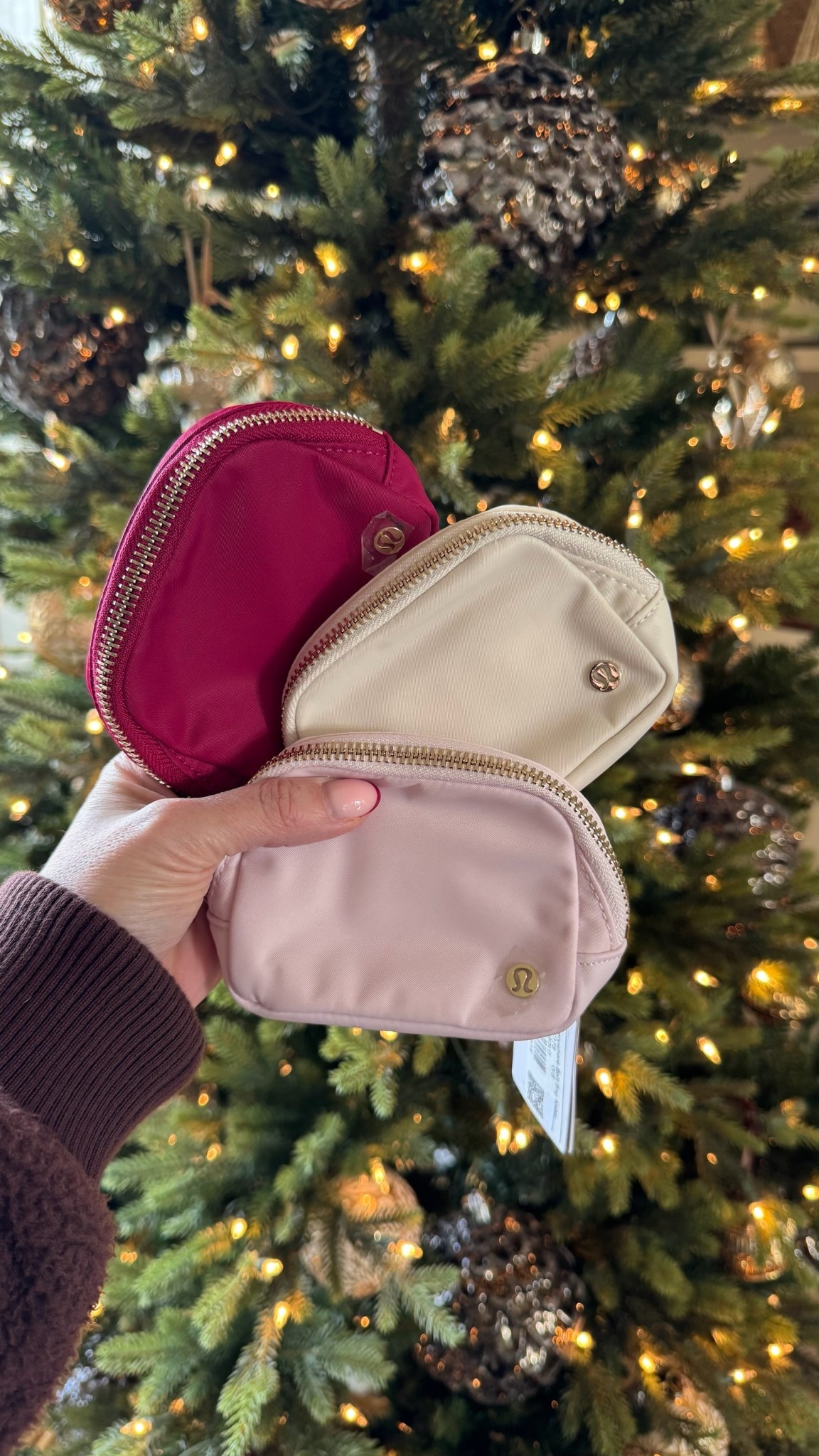 I grabbed these everywhere nano belt bags from Lululemon for my girls and I know they’re going to love them! Under $30 and a great gift the girls will love and use! 

#LTKHoliday #LTKGiftGuide