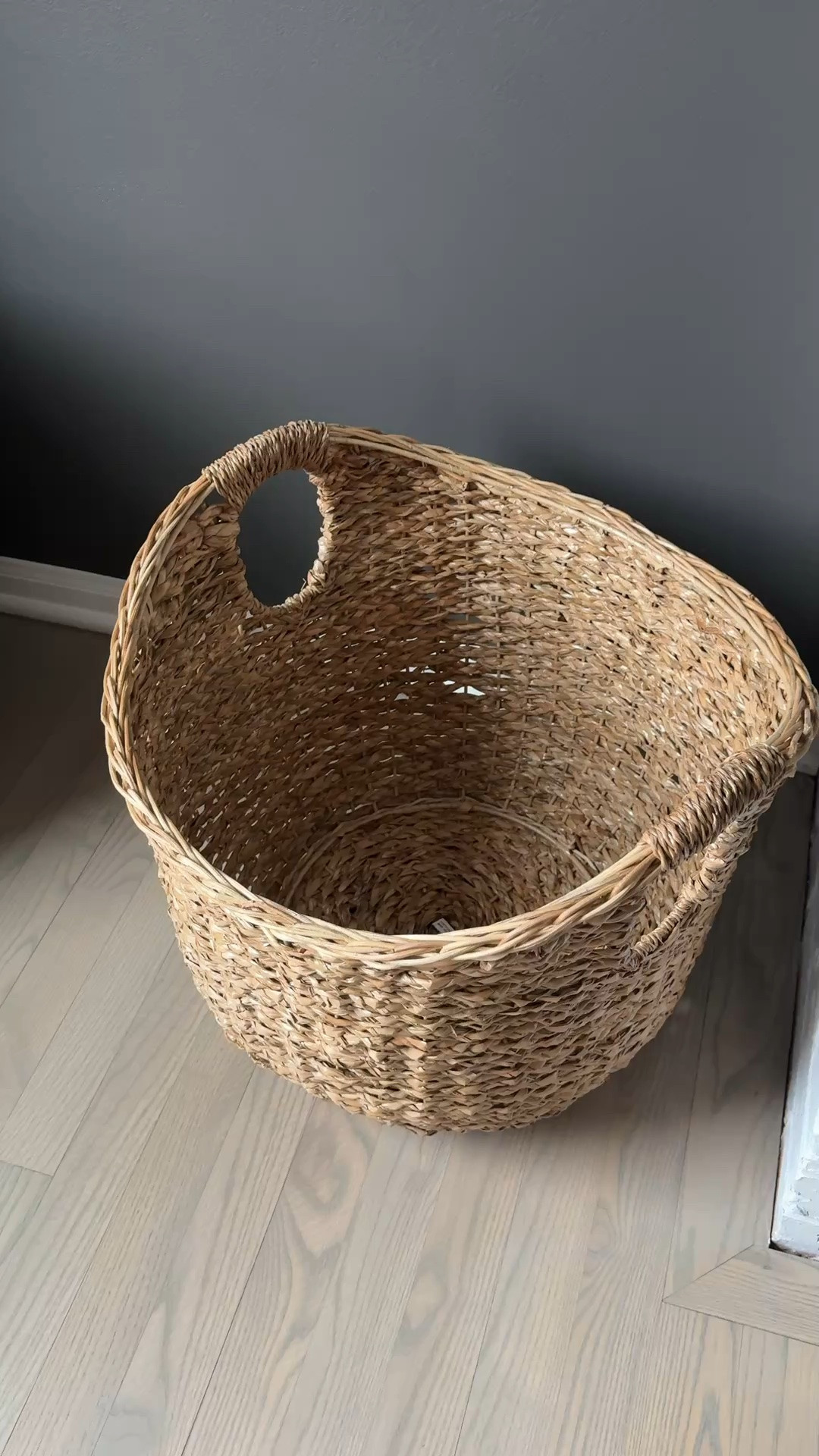 The perfect woven basket from Target. A larger size for blankets, shoes or any other storage needs.

#wovenbaskets
#basketstorage

Woven baskets for storage, target woven basket, blanket storage, large basket for blankets, baskets for shoes or toys

#LTKHome