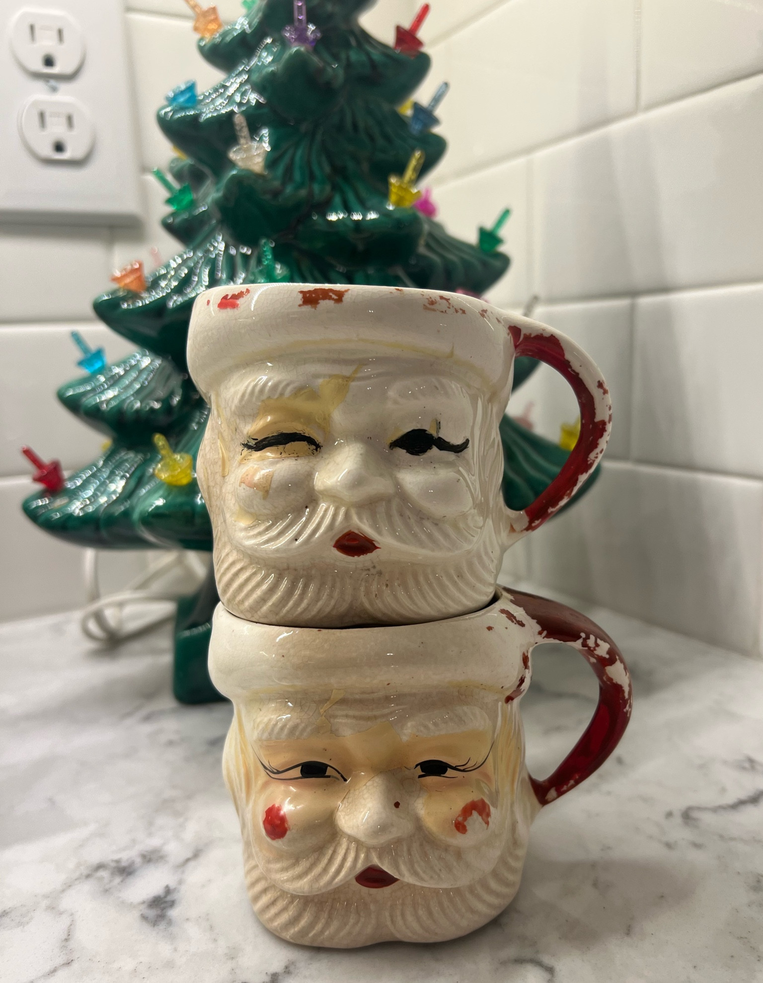 Vintage Santa mugs / vintage Christmas decor

#LTKGiftGuide #LTKSeasonal #LTKHoliday