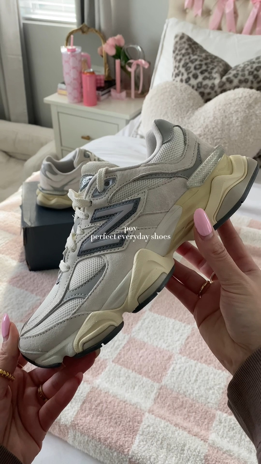 New balance 9060

I’m a size 7 or sometimes 7 1/2 in women’s I got these in 5.5 since it’s gender inclusive 

#LTKActive #LTKShoeCrush #LTKStyleTip