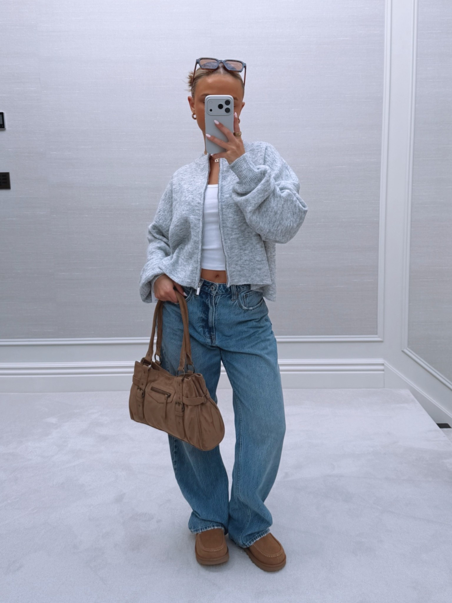 autumn outfit inspo 🍂

Pinterest style outfit ideas autumn winter TikTok casual easy basic neutral ootd petite jeans wide leg fall grey knit bomber

#LTKuk #LTKautumn #LTKeurope