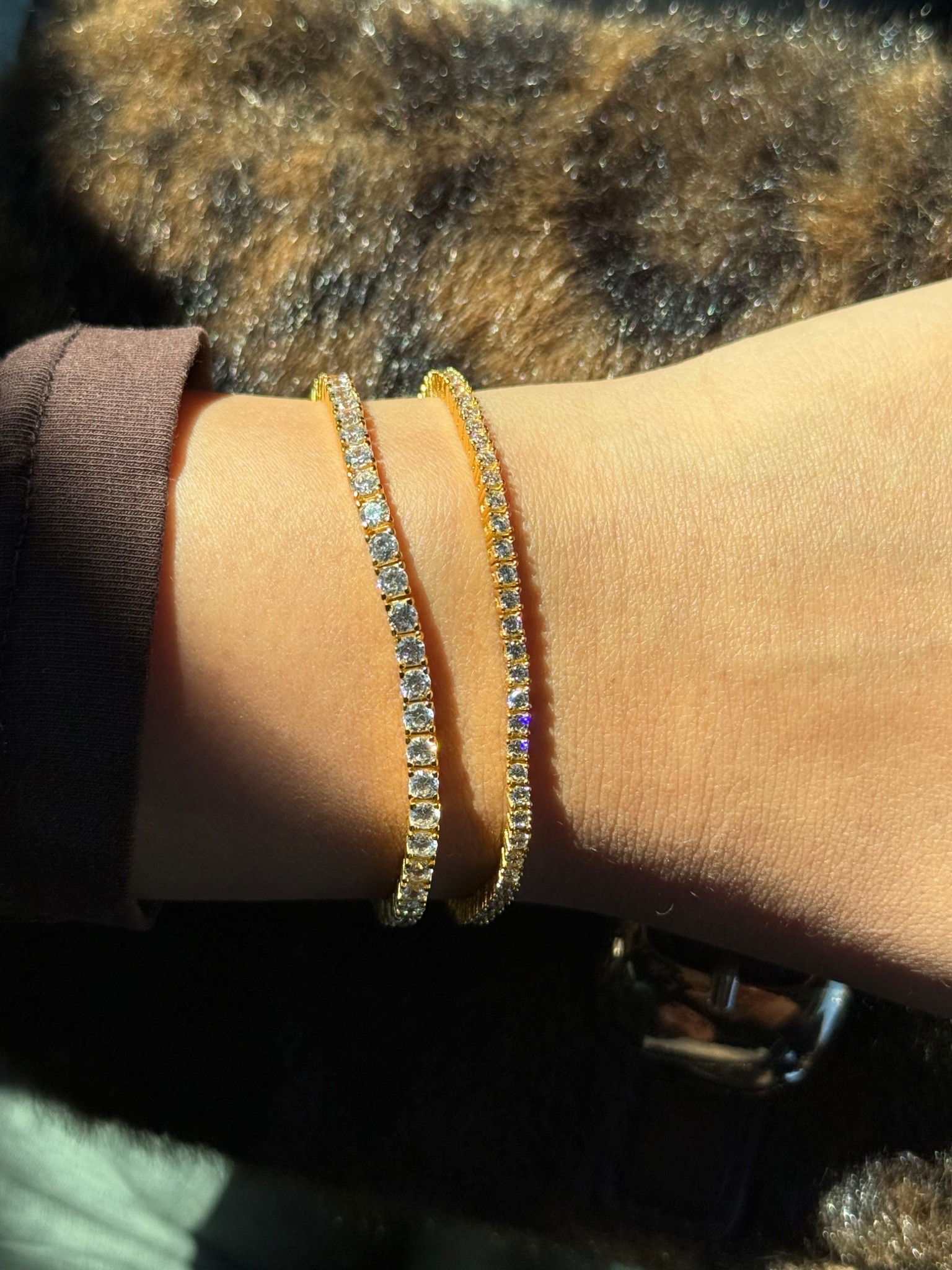 My everyday 18k gold plated tennis bracelets from Bauble Bar are on sale with 30% off for a limited time! 

They make even most casual outfits more glamorous!

Wearing the 2mm & 3mm

Jewelry gift idea 



#LTKHoliday #LTKFindsUnder100 #LTKGiftGuide