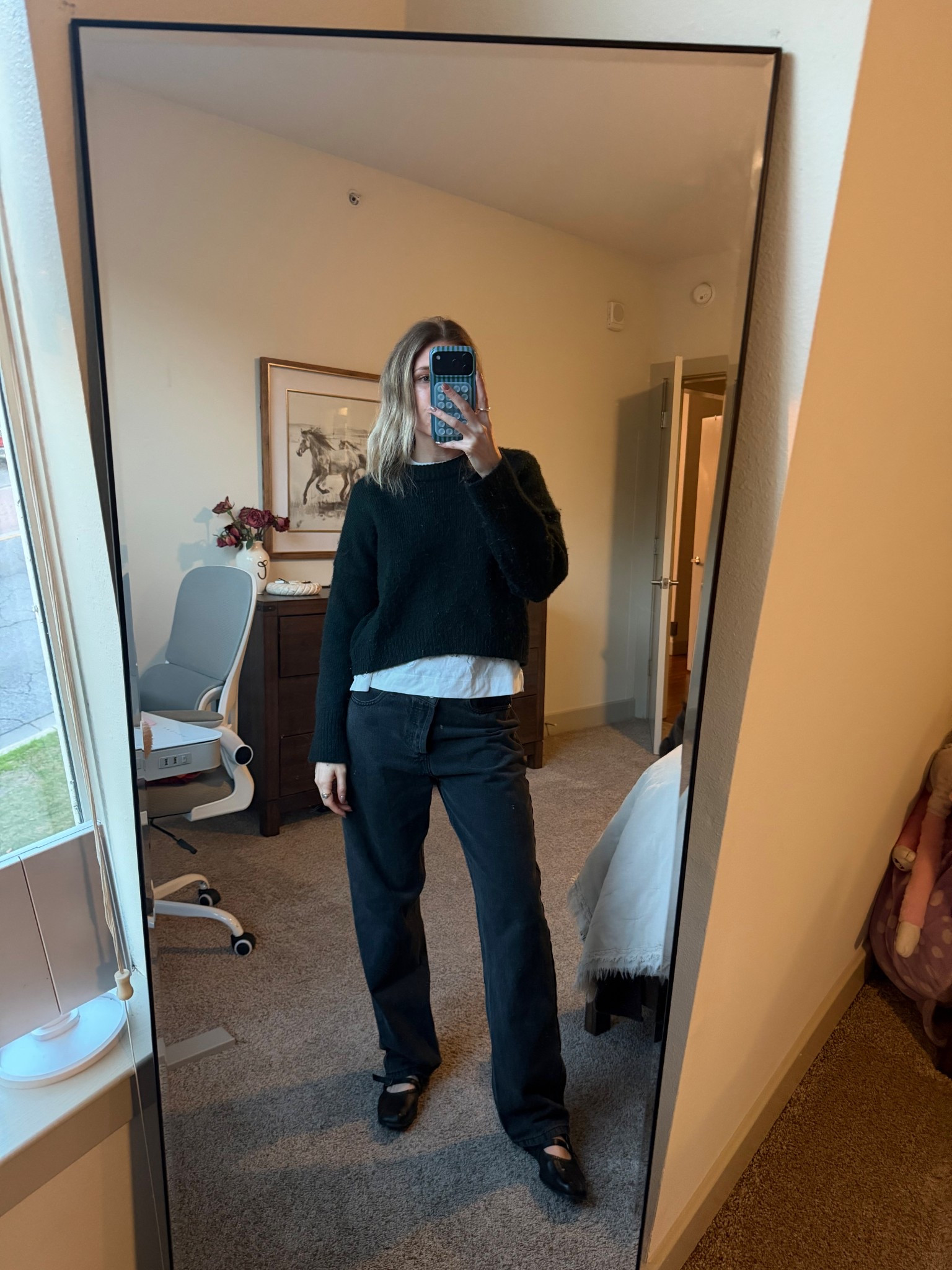 casual comfy chic outfit for date night! 


#LTKFindsUnder100 #LTKootd #LTKCyberWeek