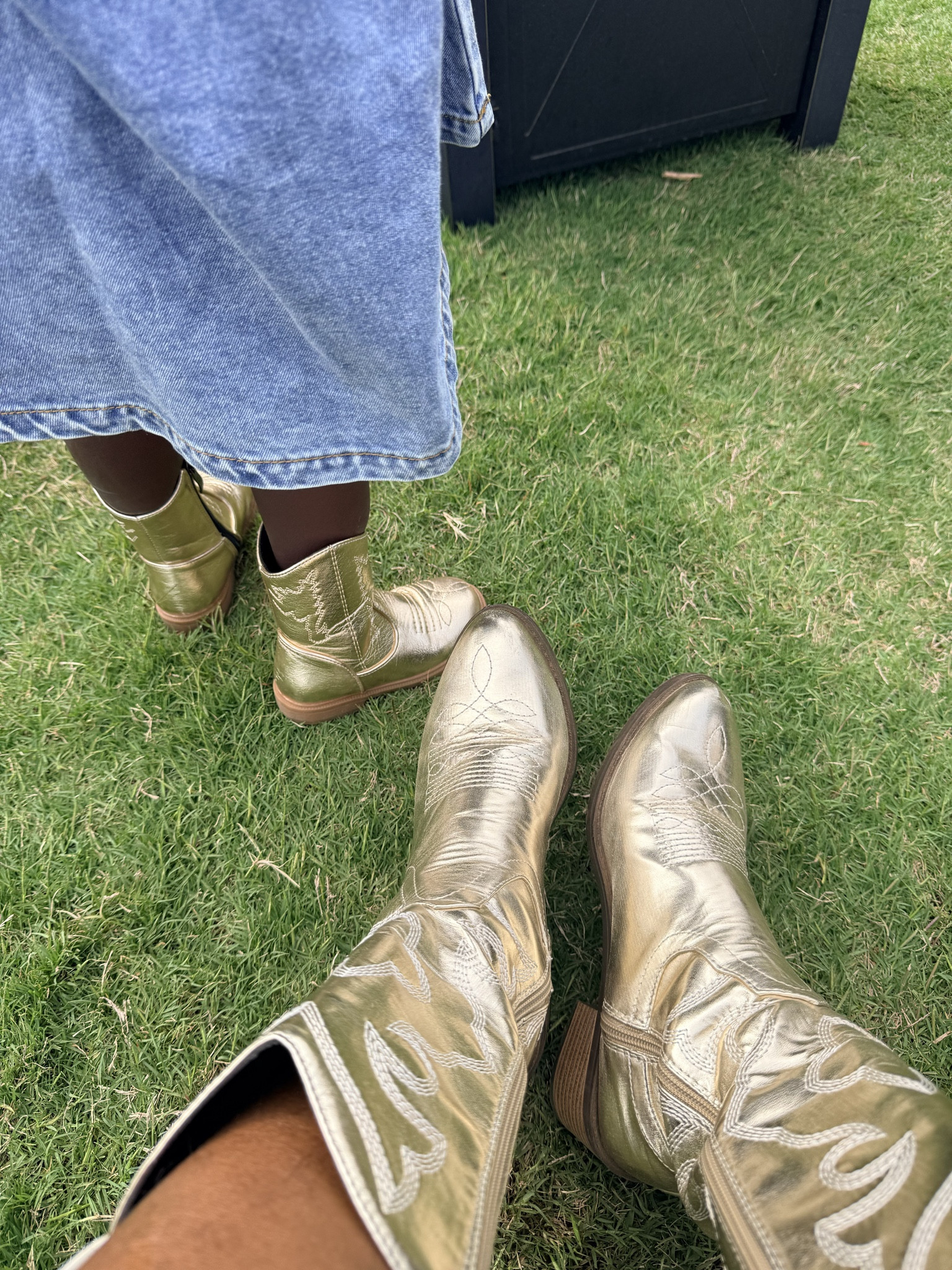Spring boots are officially in rotation and I am obsessed. From ankle boots to light western styles, these are the perfect way to elevate your spring outfits while still keeping it cute and comfy.

Shop all my spring boot favorites on my LTK.

#ShoppingWithPriiincesss #SpringBoots #ShoeStyle #LTKFashion #LTKStyle #SpringOutfits #WesternStyle #OutfitInspo #FashionFinds #ClosetRefresh #TrendyLooks #StyleInspo #ShoeGoals #AtlantaMom #Atlantamom #Atlantabloggers #Atlantablogger #AtlantaCreator #Atlantacontentcreators #Atlantacontentcreator

#LTKgrwm #LTKSeasonal #LTKootd