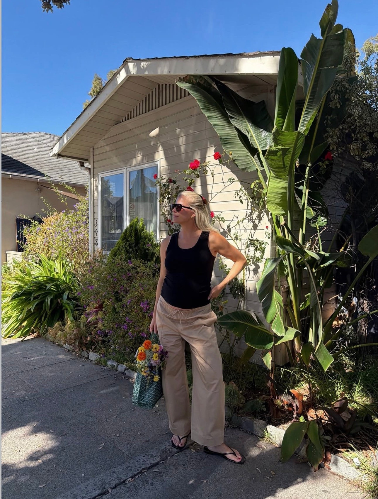 Wearing a medium in tank & pants (sized up for pregnancy), shoes run tts! #kathleenpost

Casual chic outfit, errands outfit, bump friendly, maternity look



#LTKootd #LTKBump #LTKSeasonal