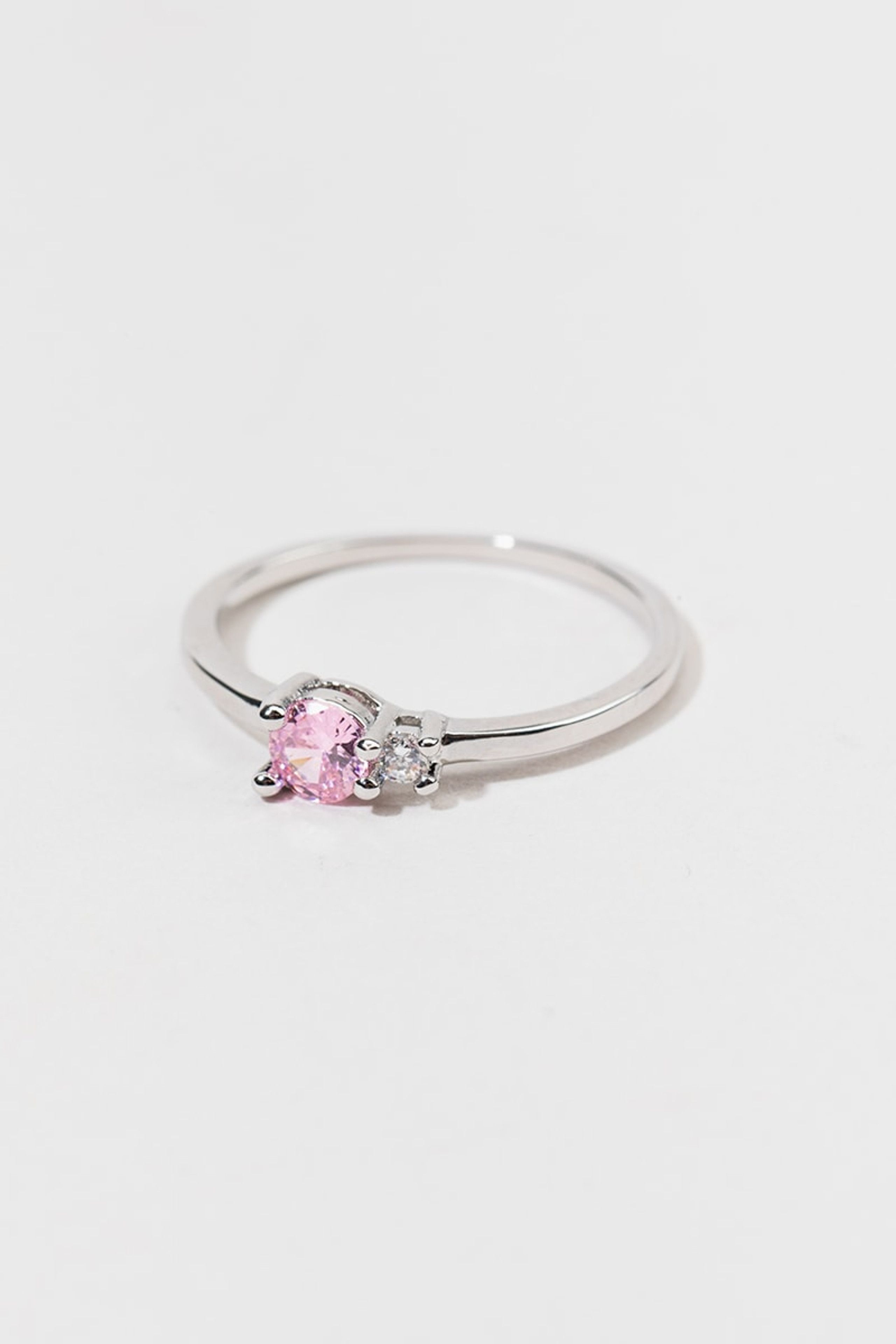 Ebbie Focal Crystal Ring | Francesca's