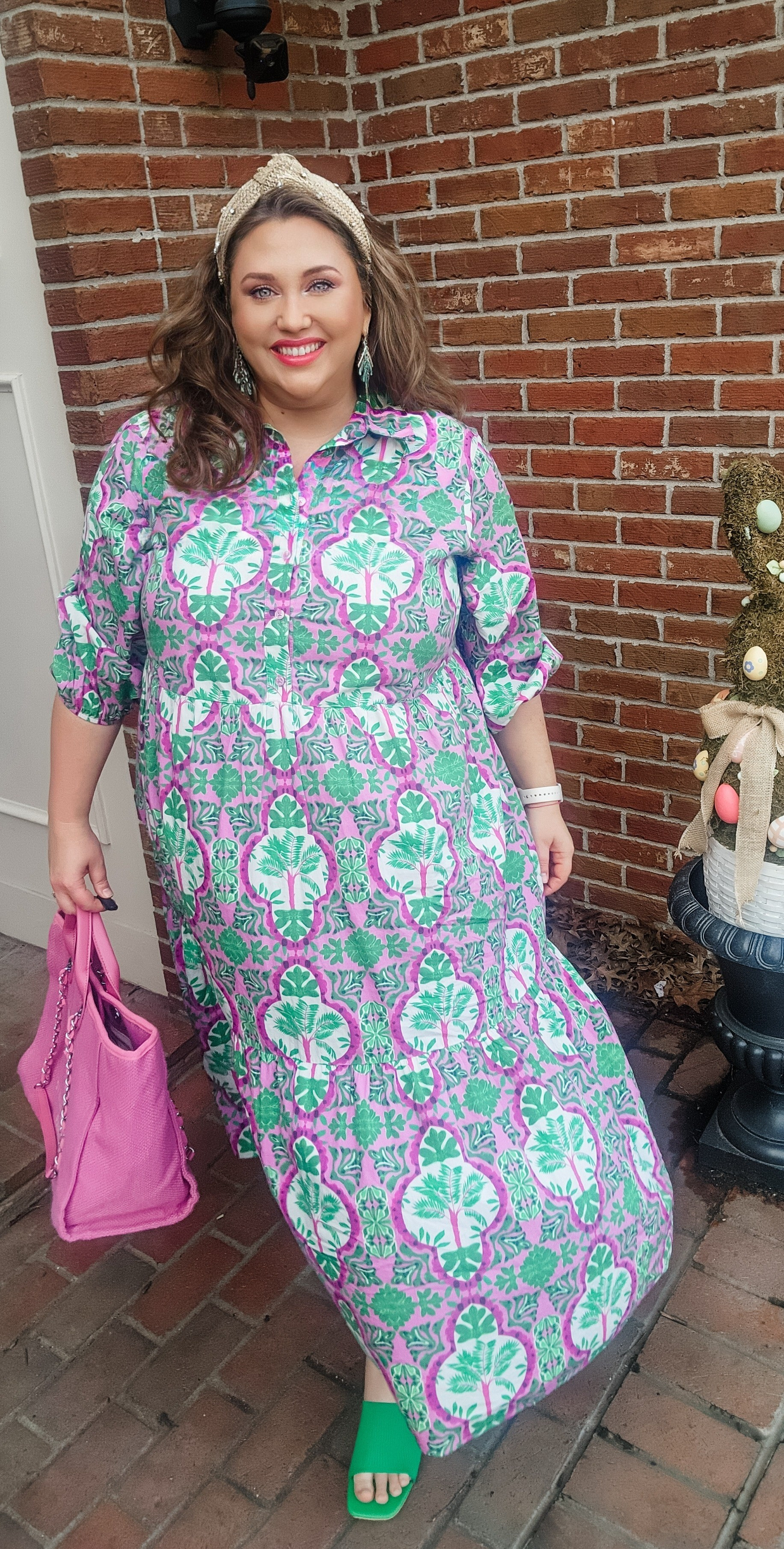 This is one of my favorites dresses I have received in awhile. This style from anthropologie is very comfy and easy to wear ..anywhere. Anthropologie is participating in the #ltksale. You can shop this post and get a discount on LTK #livinglargeinlilly 

#LTKSpringSale #LTKsalealert #LTKplussize