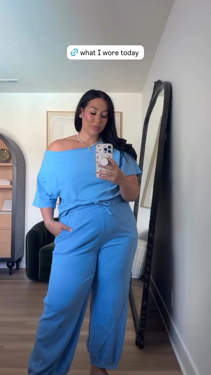summer ootd! 

aerie, comfy, matching sets, ootd, joggers, sweats, off shoulder top, comfy tee

#LTKootd #LTKSeasonal #LTKdayinmylife