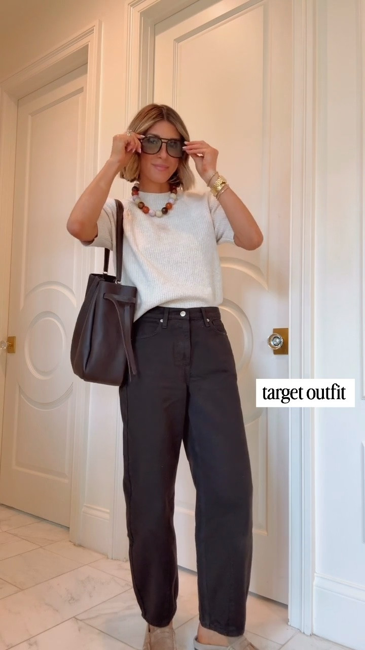 Some really good @Target basics for fall including this short sleeve sweater and brown barrel jeans. Both fit tts

#LTKfall #LTKjeans