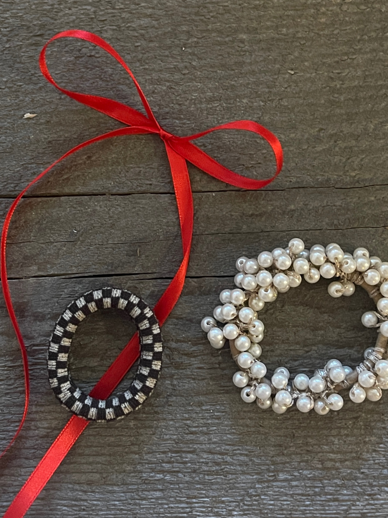 my current fav hair accessories 🏁🕊️🍒

#LTKGiftGuide #LTKstyletip #LTKSeasonal