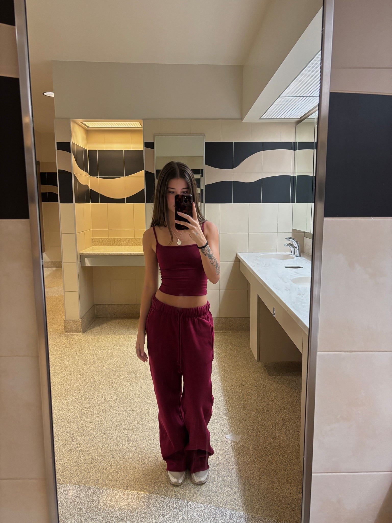 Wearing an xs in top and bottom! 

#LTKActive #LTKFindsUnder100 #LTKTravel