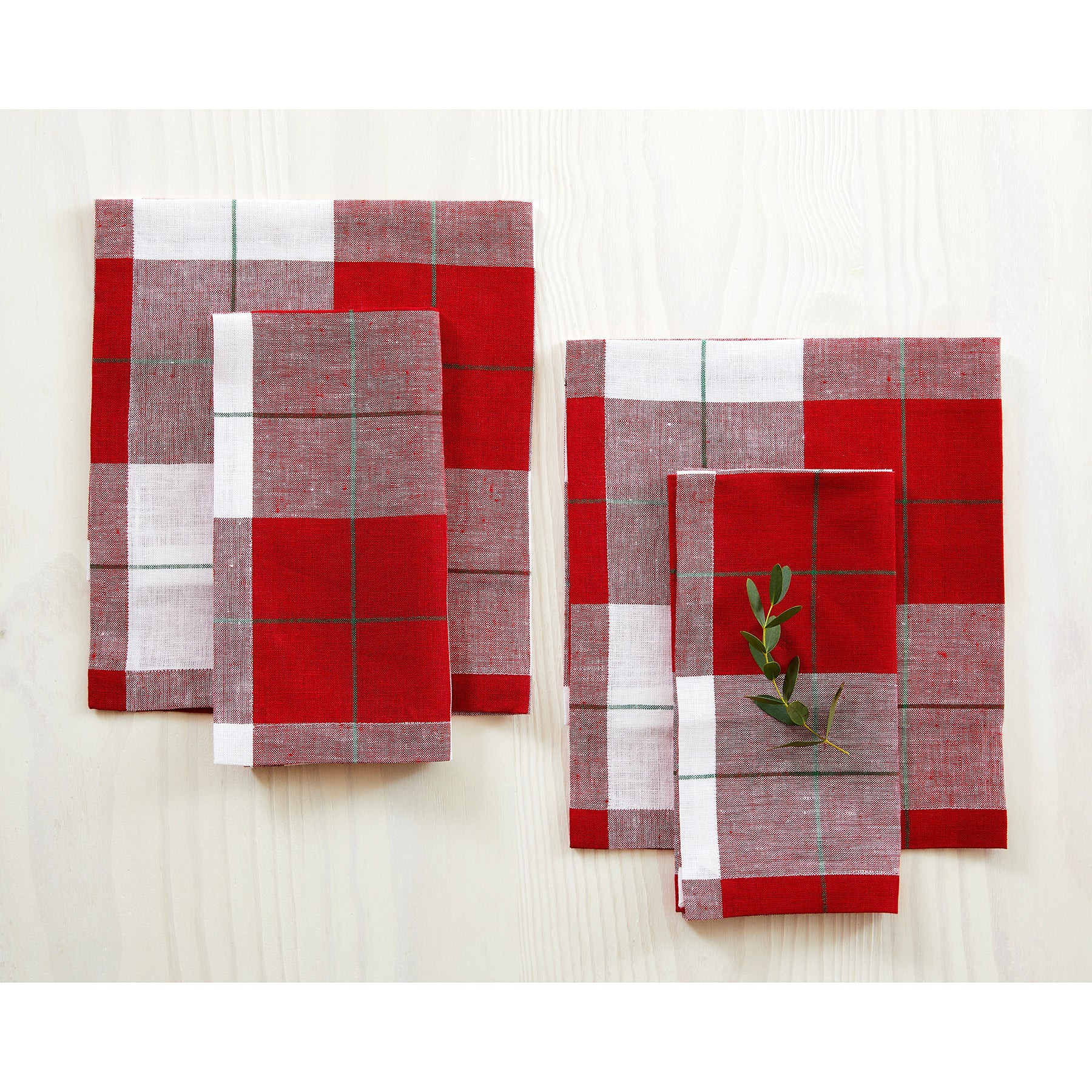 Very Merry Plaid Napkins | Solino Home