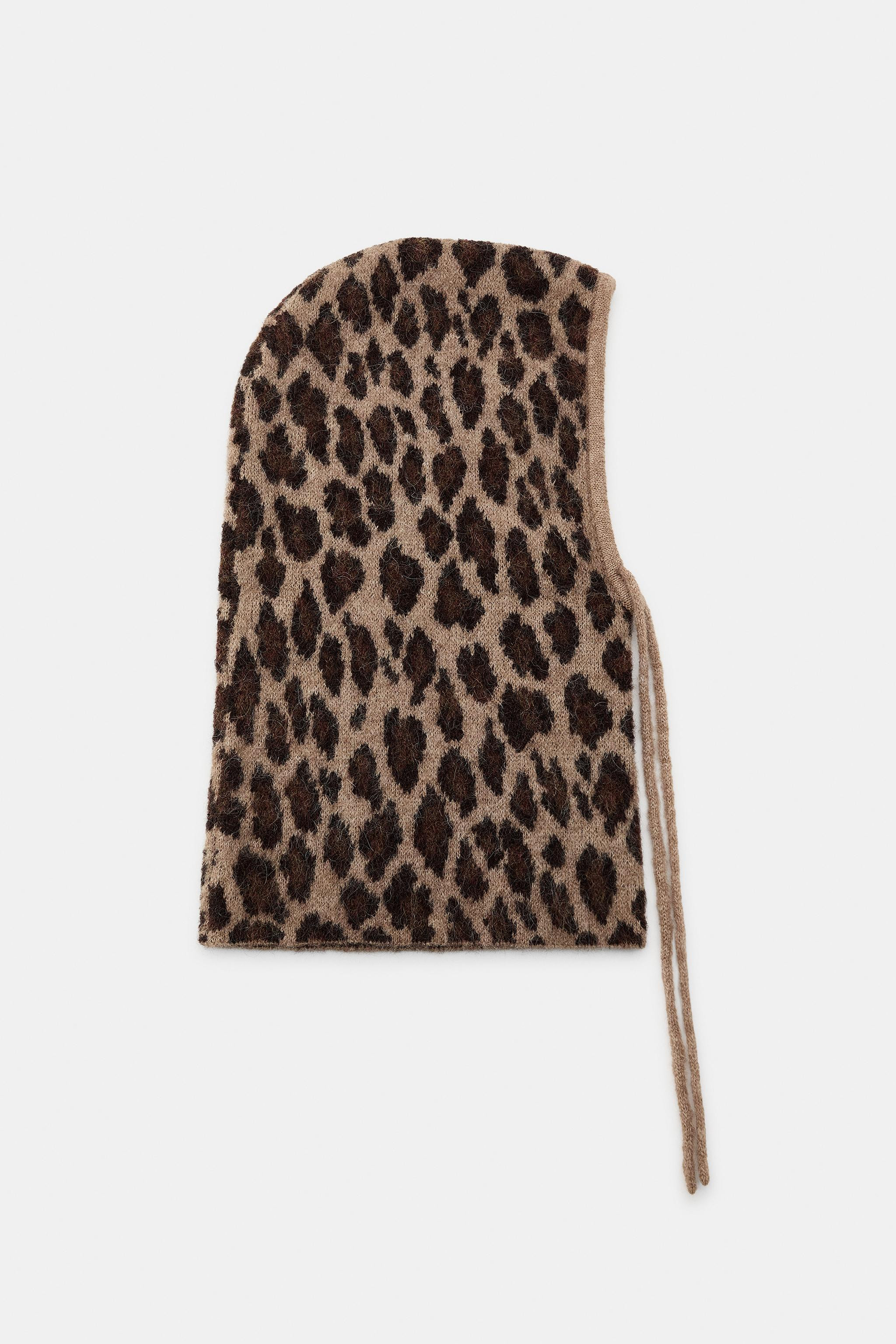 ANIMAL PRINT KNIT HOOD | Zara UK