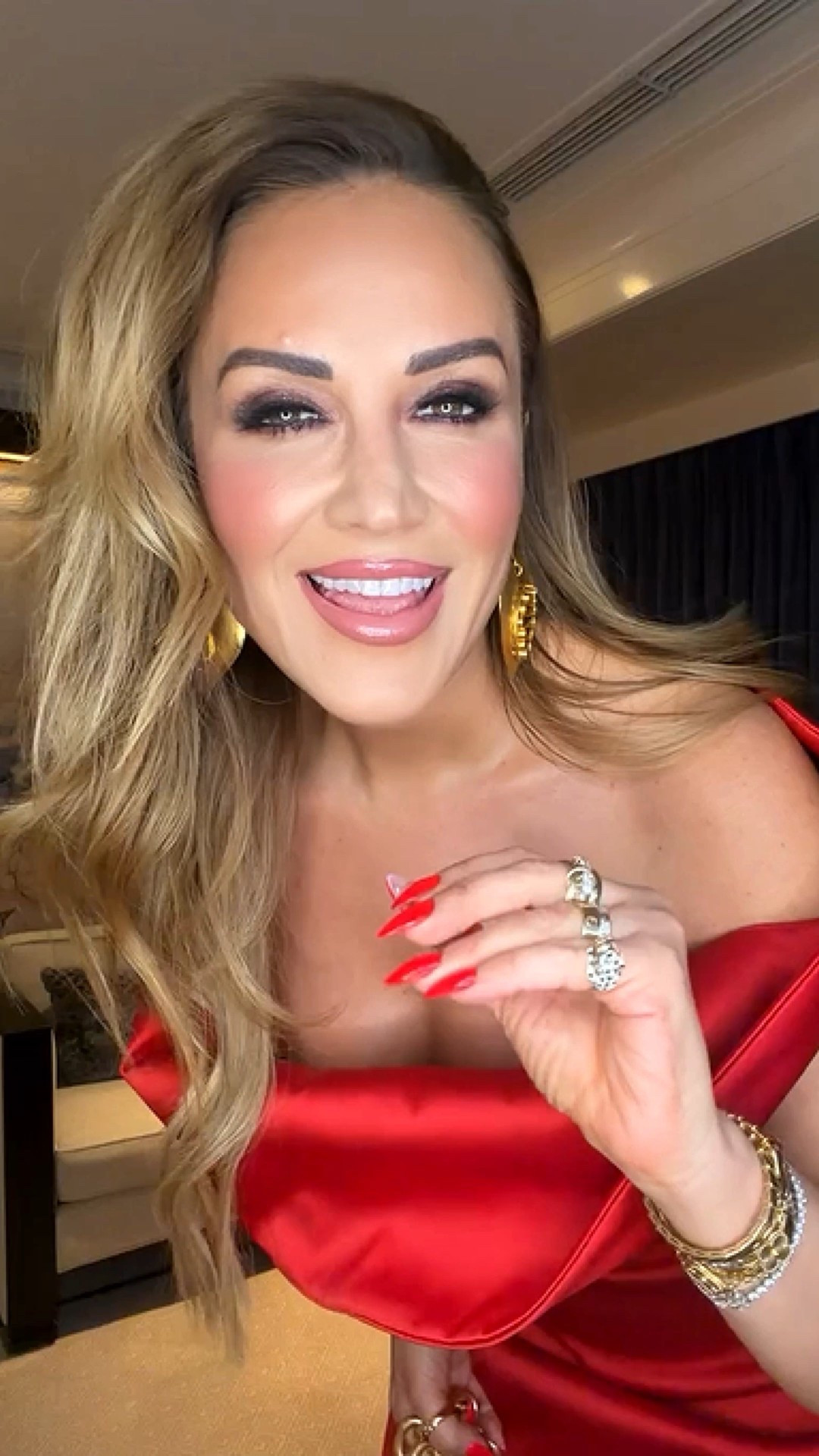 Absolutely obsessed with this dress. Comes in black as well. Wearing size 38  

#LTKootd #LTKgrwm #LTKValentine