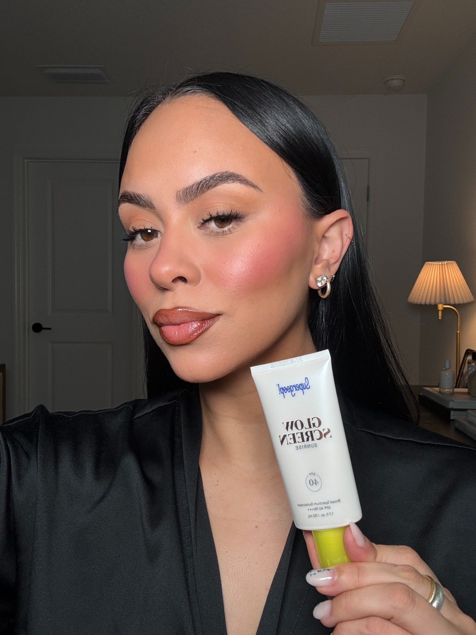 #ad Can your SPF do both? Love @Supergoop! @Target GlowScreen SPF 40 for a hint of glow, hydration and protection ✨🧴 @shop.ltk #liketkit https://liketk.it/65GPO #supergoop #supergooppartner #TargetPartner Target