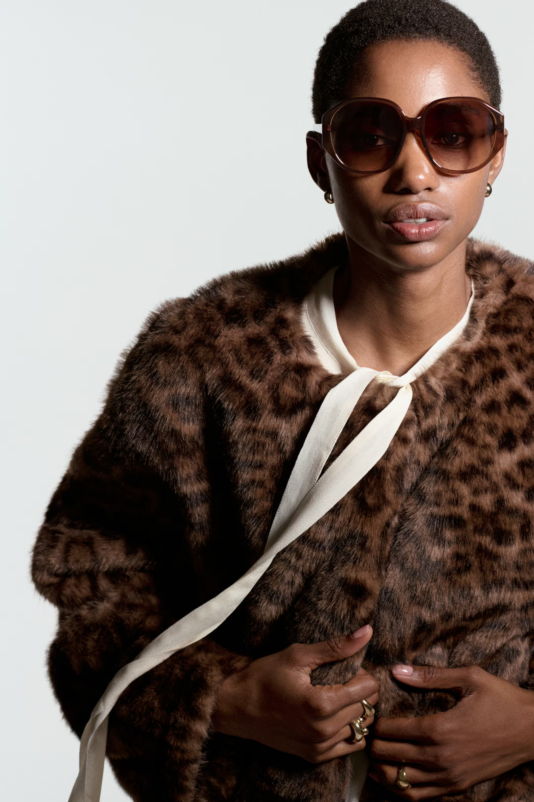 Oversized jacket | H&M (UK, MY, IN, SG, PH, TW, HK)