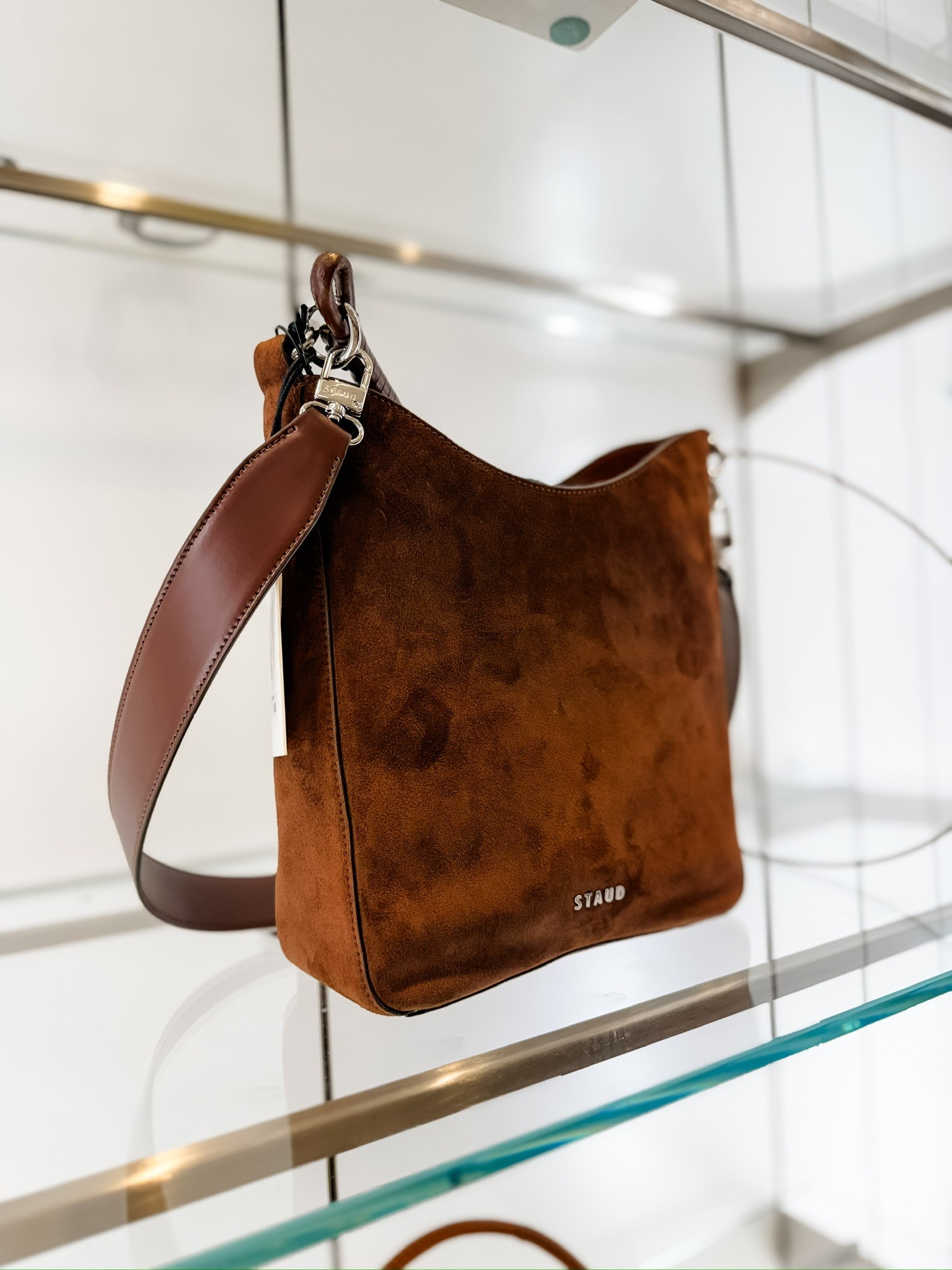 How cute is this bag?! 😍 perfect fall accessory on sale!

Loverly Grey, NSALE, Nordstrom sale, brown suede purse, brown suede bag, sale alert

#LTKSaleAlert