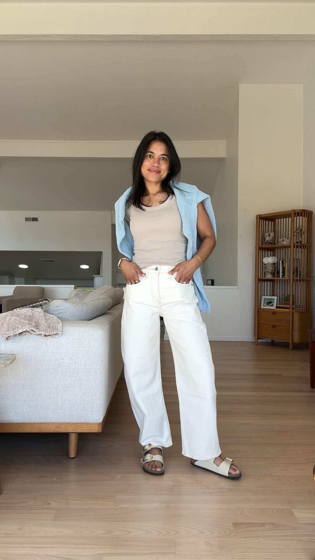 Love a casual neutral outfit with a tiny pop of color! Baby blue is becoming one of my favorite colors. Still loving barrel jeans - wearing my true size in the short length! 


#LTKootd #LTKSpringSale #LTKPetite
