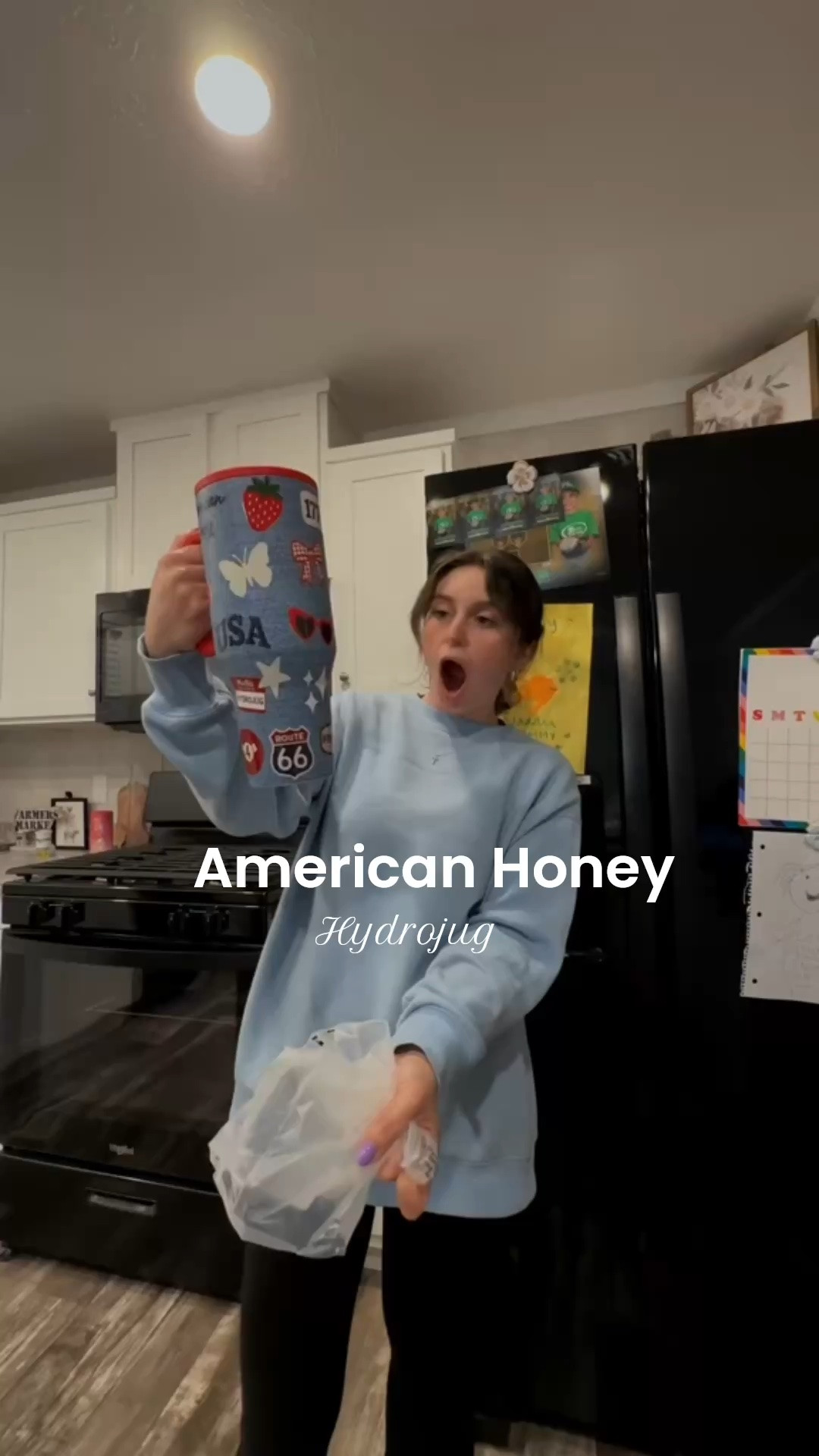 The cutest hydrojug yet! The American Honey edition ❤️💙🤍 perfect for the 4th of July! Get yours now 🇺🇸 @HydroJug