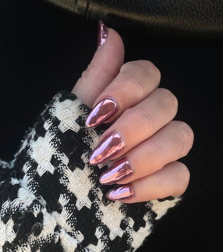Pink chrome nails using chrome powder from amazon! #amazonfinds #chromenails #athomemanicure 

#LTKFind #LTKunder50

#LTKbeauty