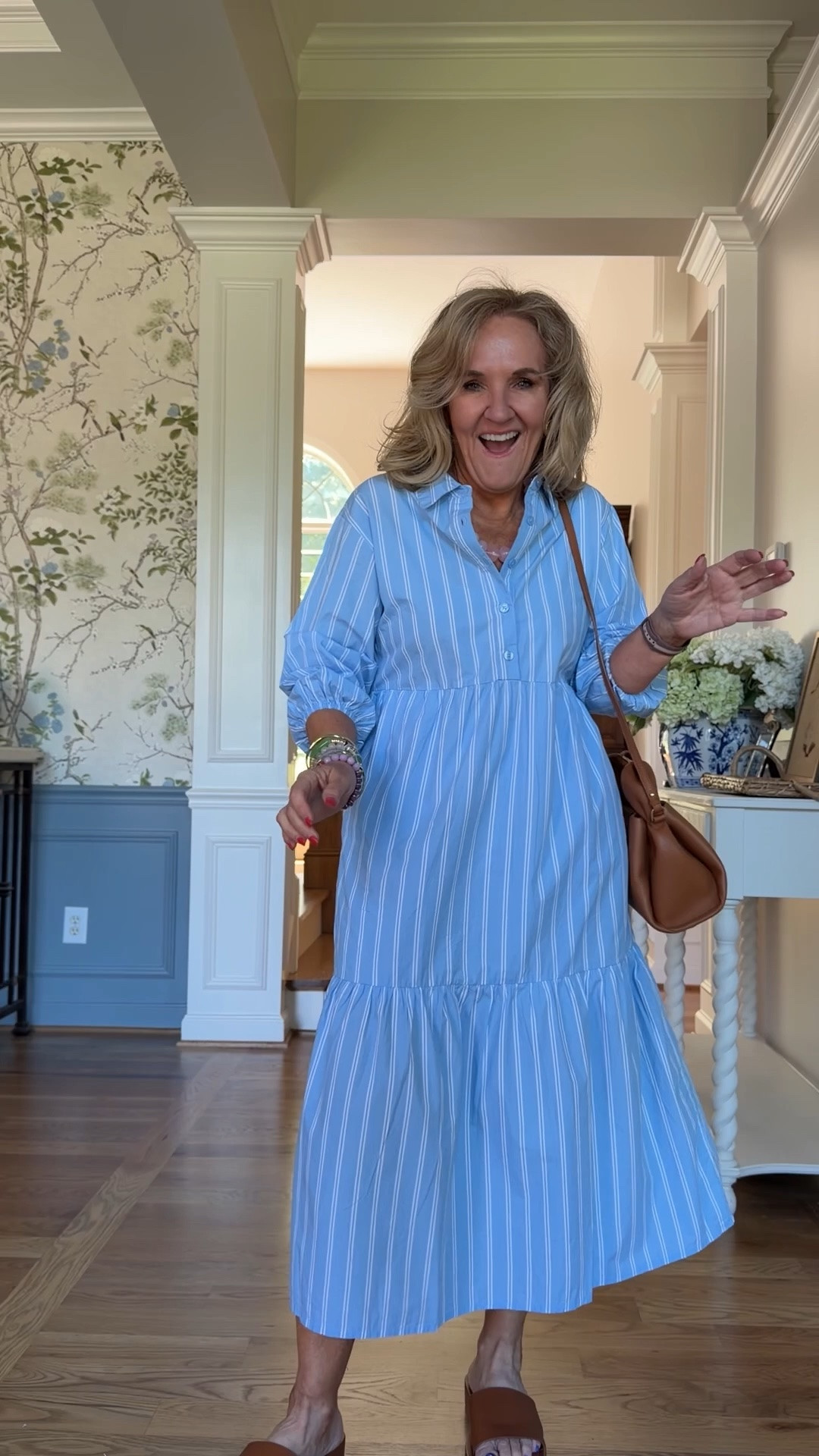 @Quince cotton poplin dress I sized down to a small for a more fitted look. 
Don’t miss this gorgeous structured bag! 
20% off my bracelets code NANETTE20

#LTKootd #LTKOver40 #LTKMothersDay