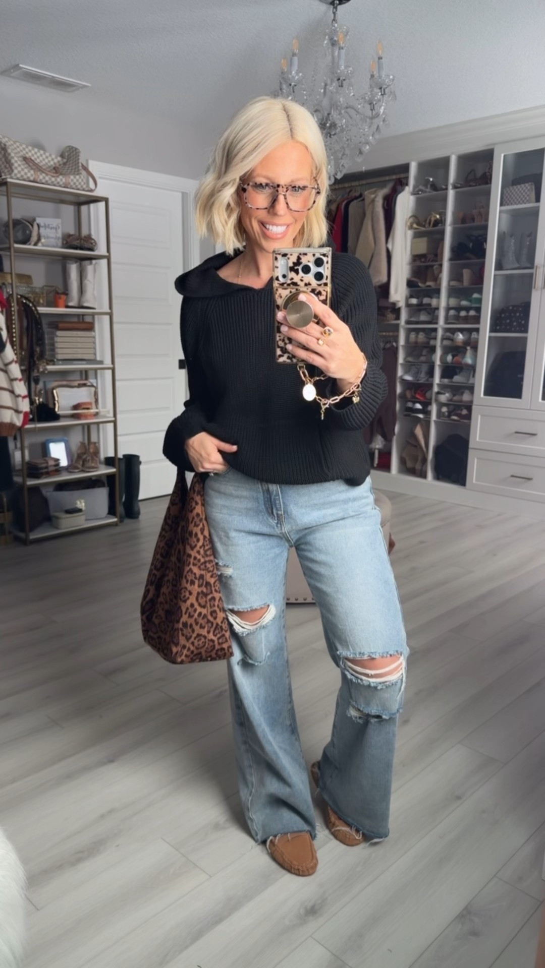 This cute sweater hoodie has a white star on the back and it’s great quality!!!
⬇️⬇️⬇️
Sweater medium for a roomy fit!
Jeans size medium for a roomy fit 
Shoes TTS

#LTKSaleAlert #LTKSeasonal #LTKootd