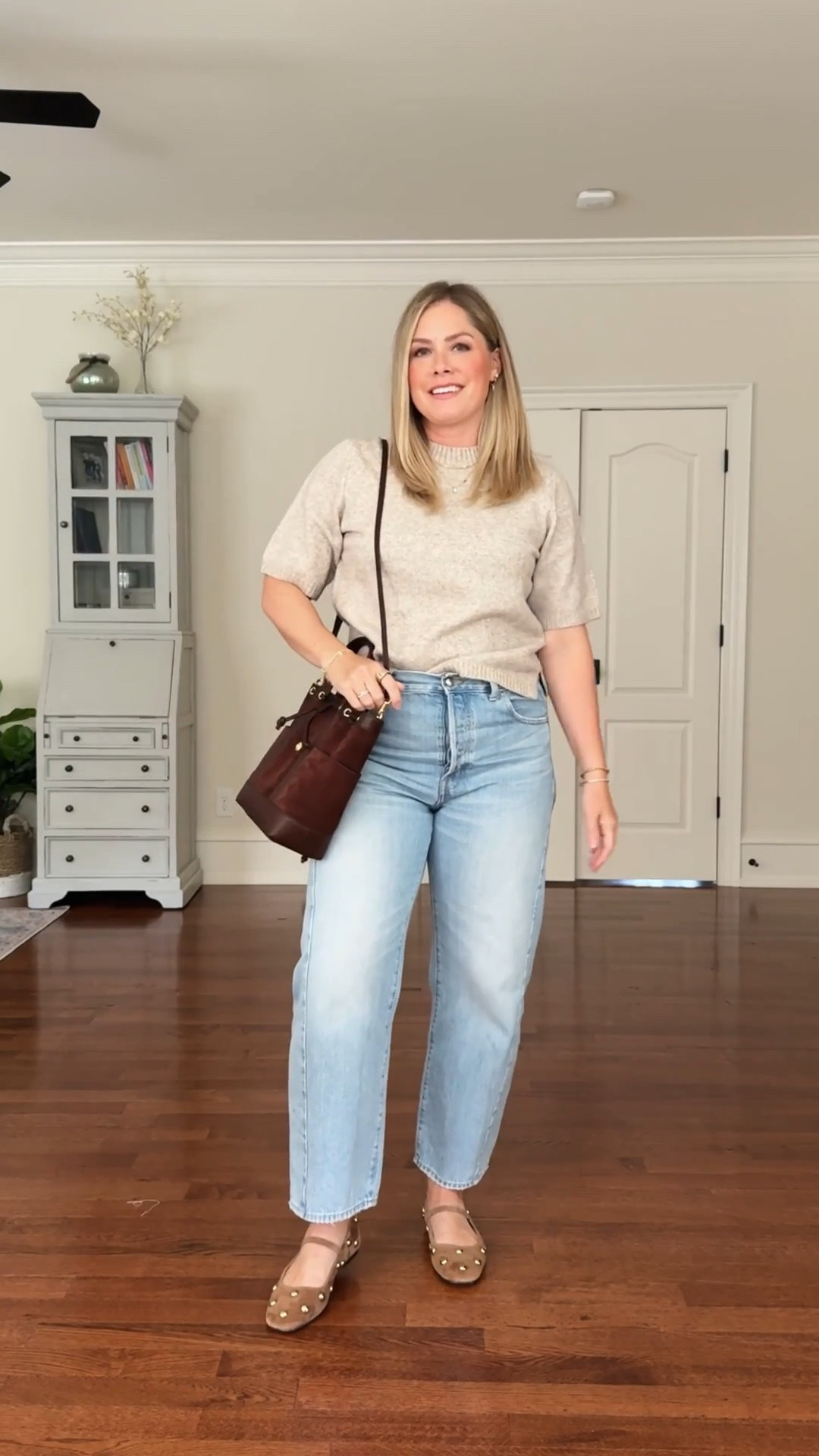 Shoes to wear this fall with barrel jeans