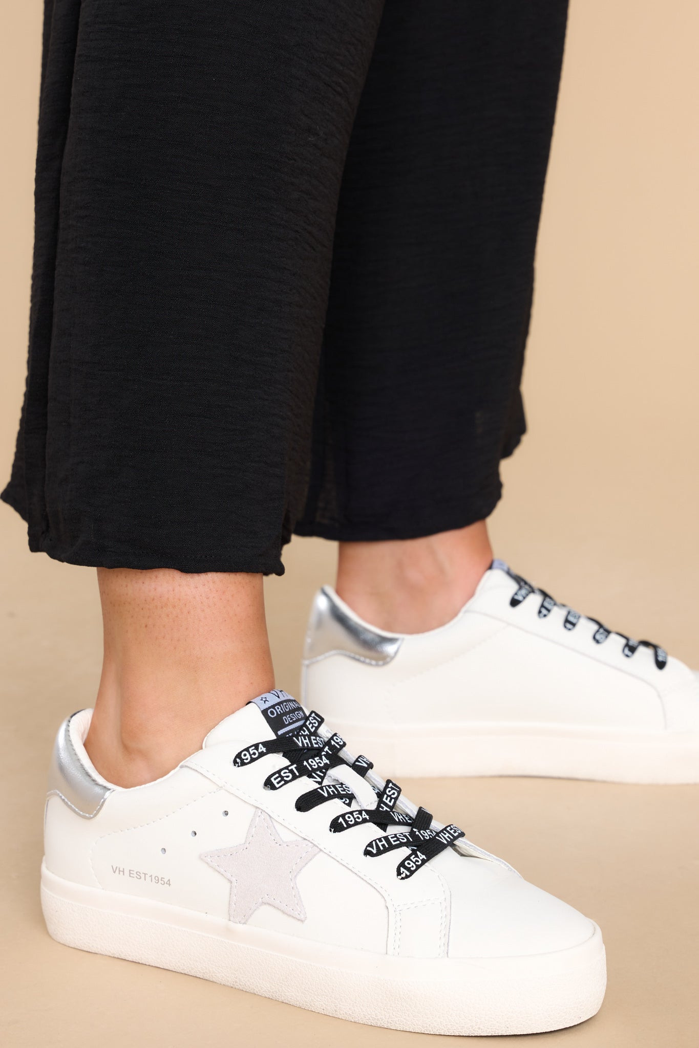 Liz White Sneaker | Red Dress 