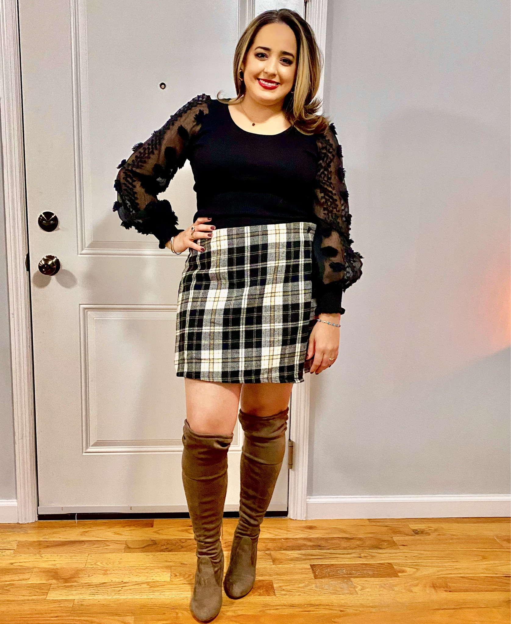 The season to be GRATEFUL & THANKFUL is one of my favorites & spending it with the ones you love is everything! I wore this outfit this past Saturday night for my friend’s Friendsgiving & this is a great option if you have no clue on what to wear this Thursday for Thanksgiving!🧡
.
.
.
Walmart finds under $20
Walmart finds
Amazon finds under $60
Amazon finds
Holiday shopping 
Holiday finds
Knee high boots 

#LTKHoliday #LTKunder50 #LTKsalealert