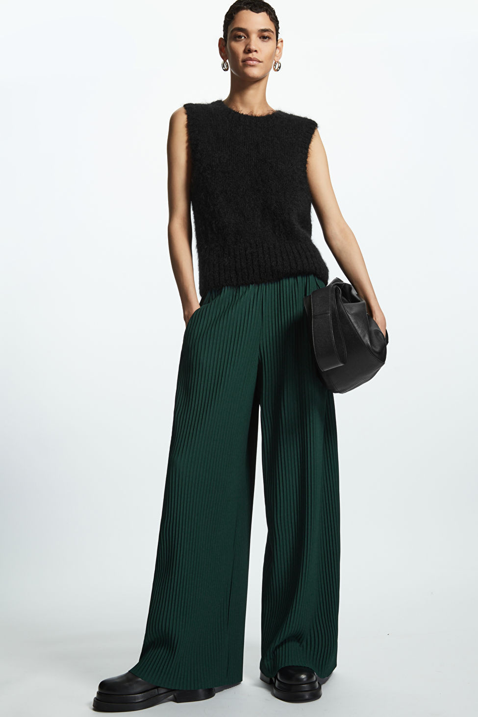 PLEATED ELASTICATED TROUSERS - DARK GREEN - COS | COS UK