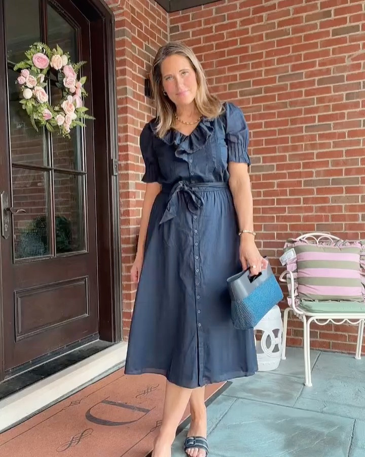 Navy blue dresses that are so pretty, flattering and of course, comfortable! s

#LTKOver40 #LTKMothersDay #LTKMidsize